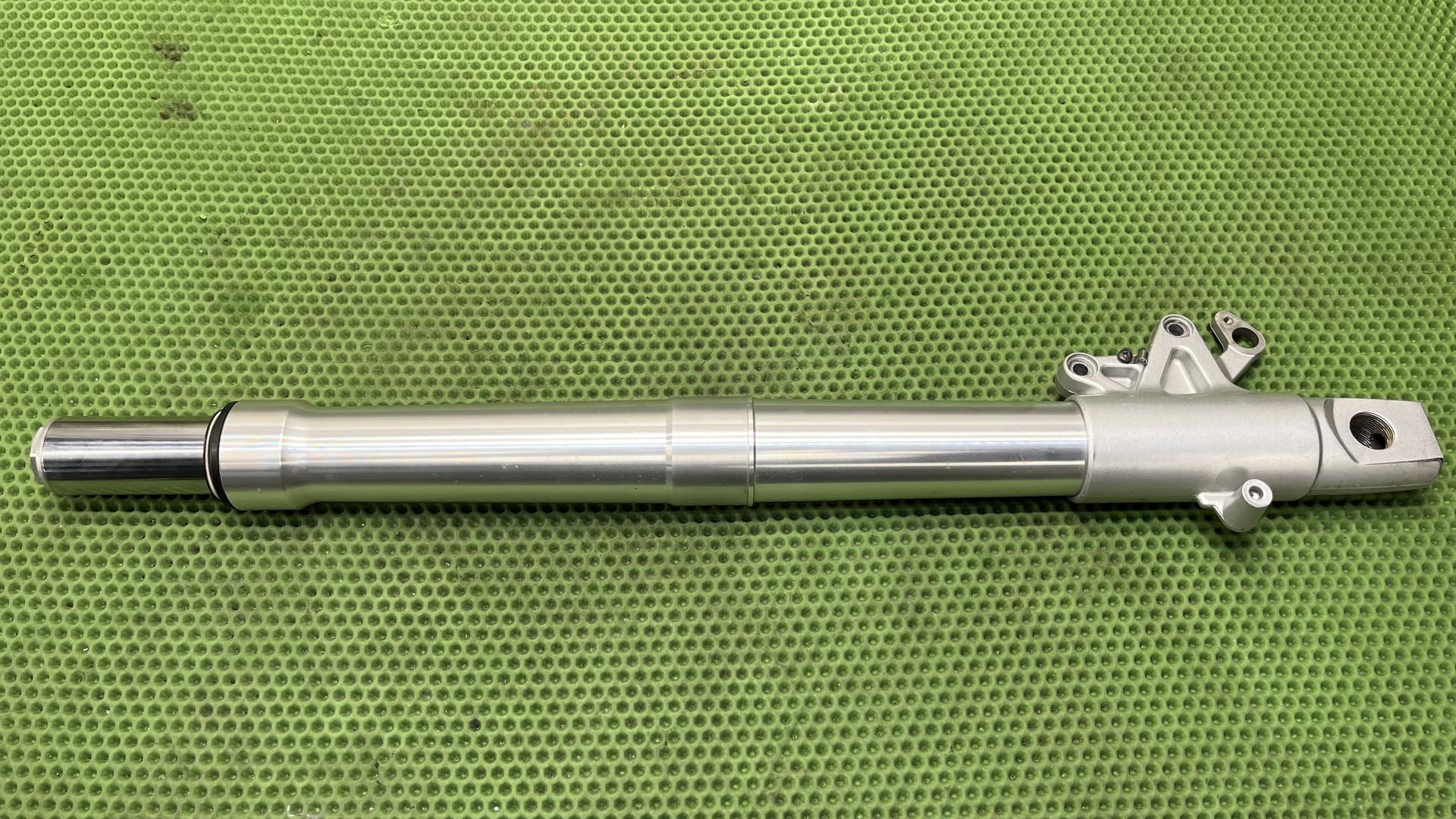 Перо вилки в сборе левое R1200ST K28 31427669923