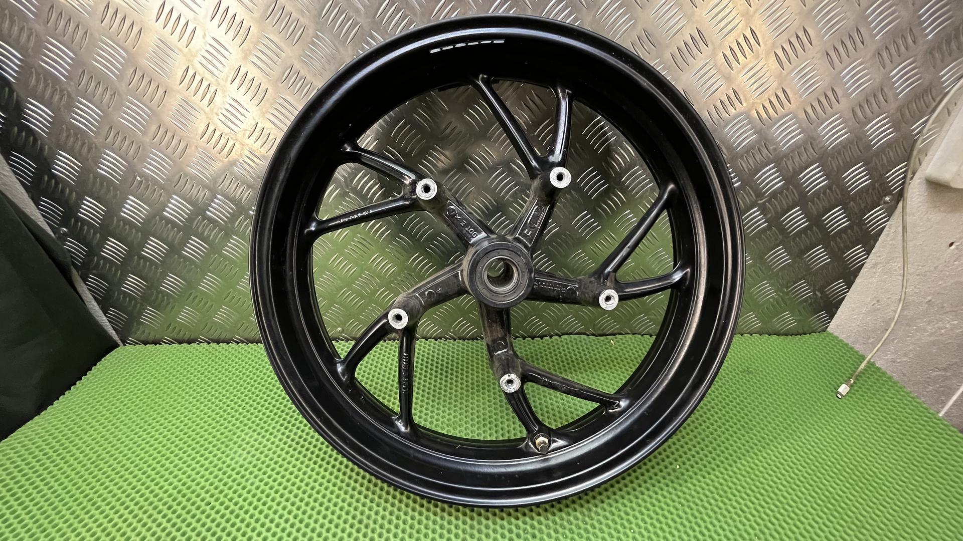 Переднее колесо черное 3,50X17 k40,43,48 36318536239