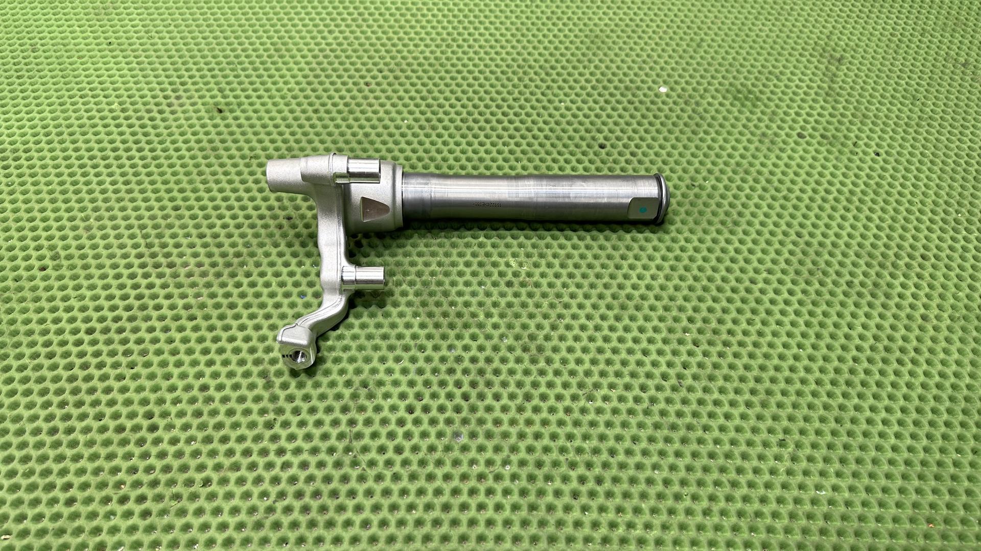 Рулевой вал R1300GS/GSA/RT KA1-3 31427922838