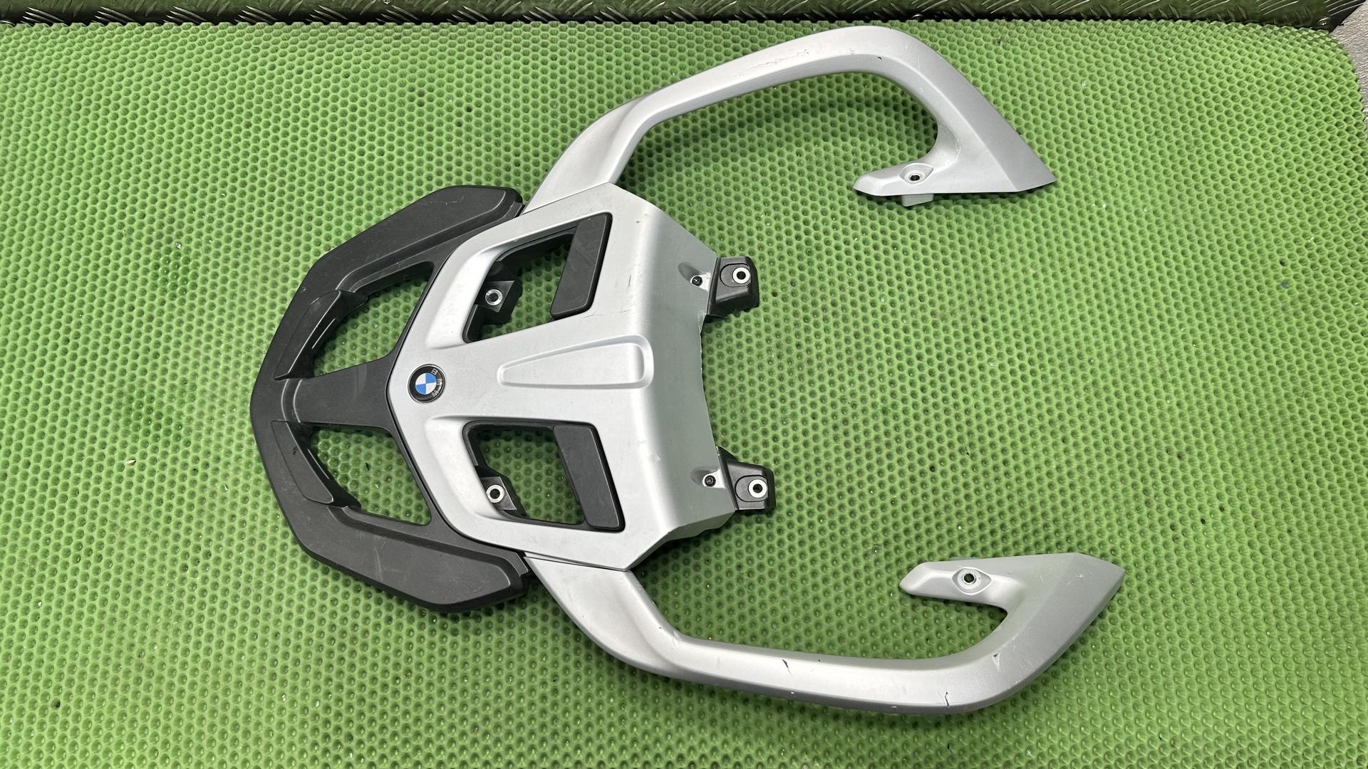 Багажник в сборе R1200RT R1250RT 