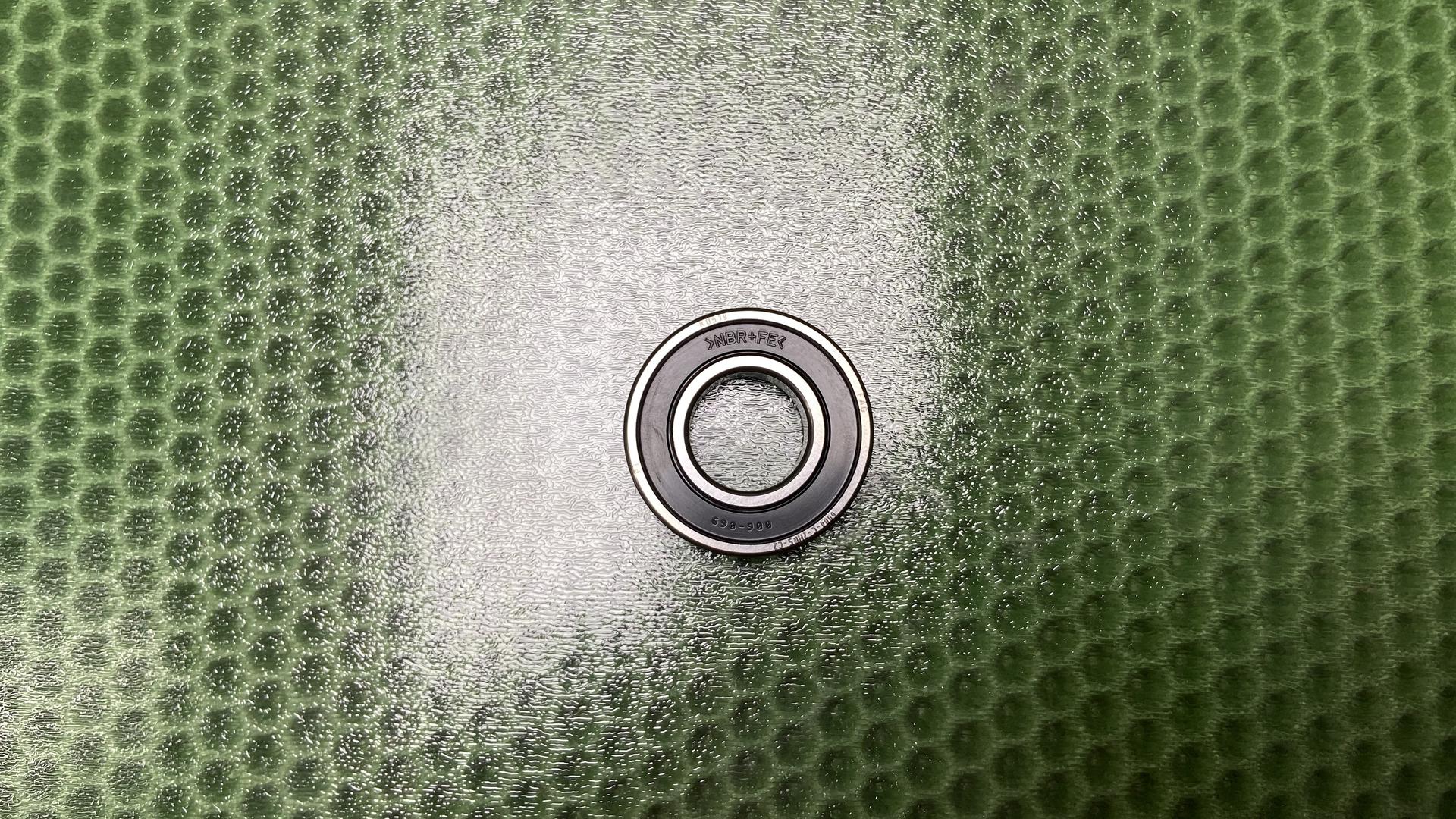 Радиальный шарикоподшипник 6004 2RS C2L271 