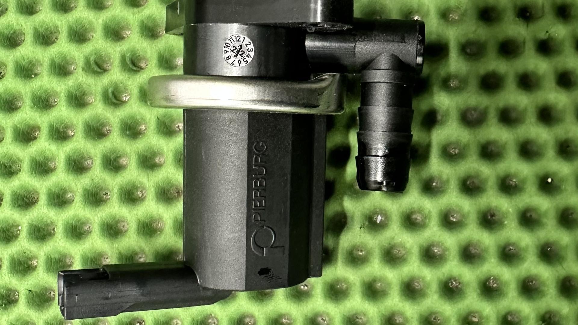 Клапан добавочного воздуха 11737694376