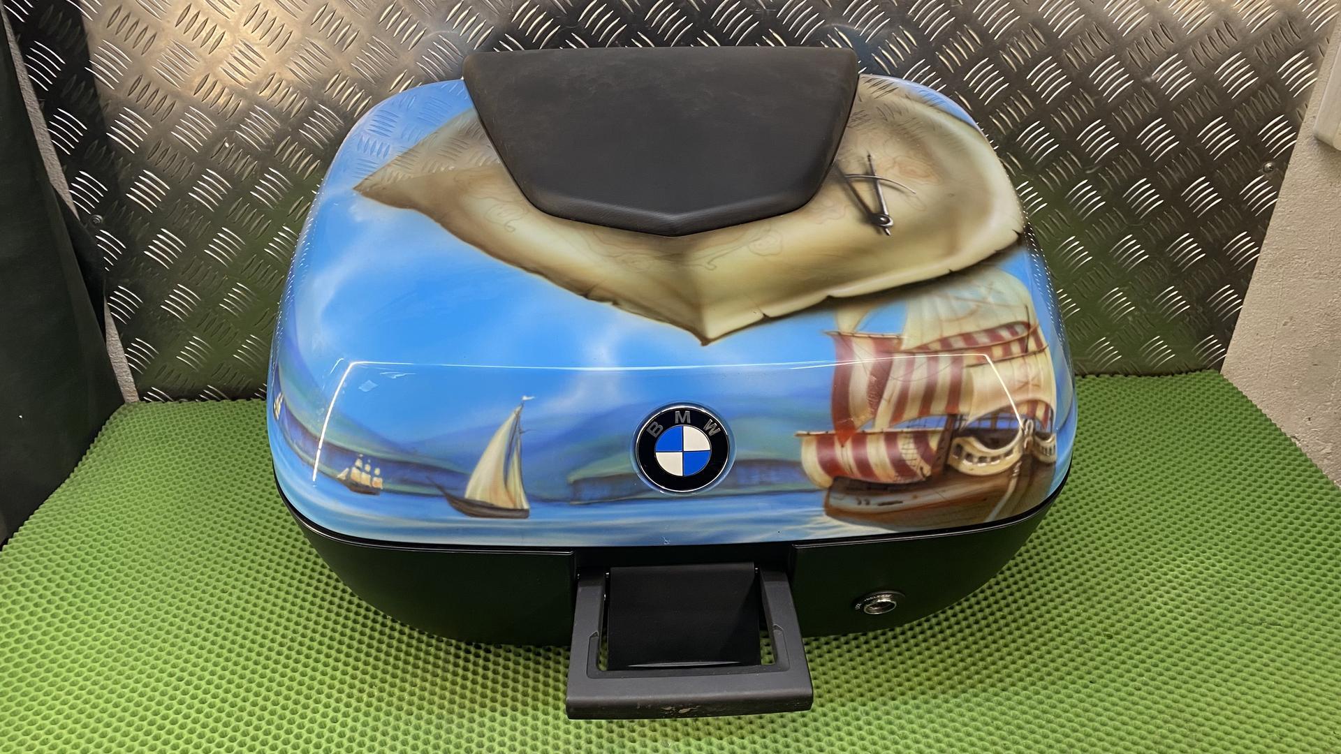 Топкейс 49 л. Центральный кофр 71607720456