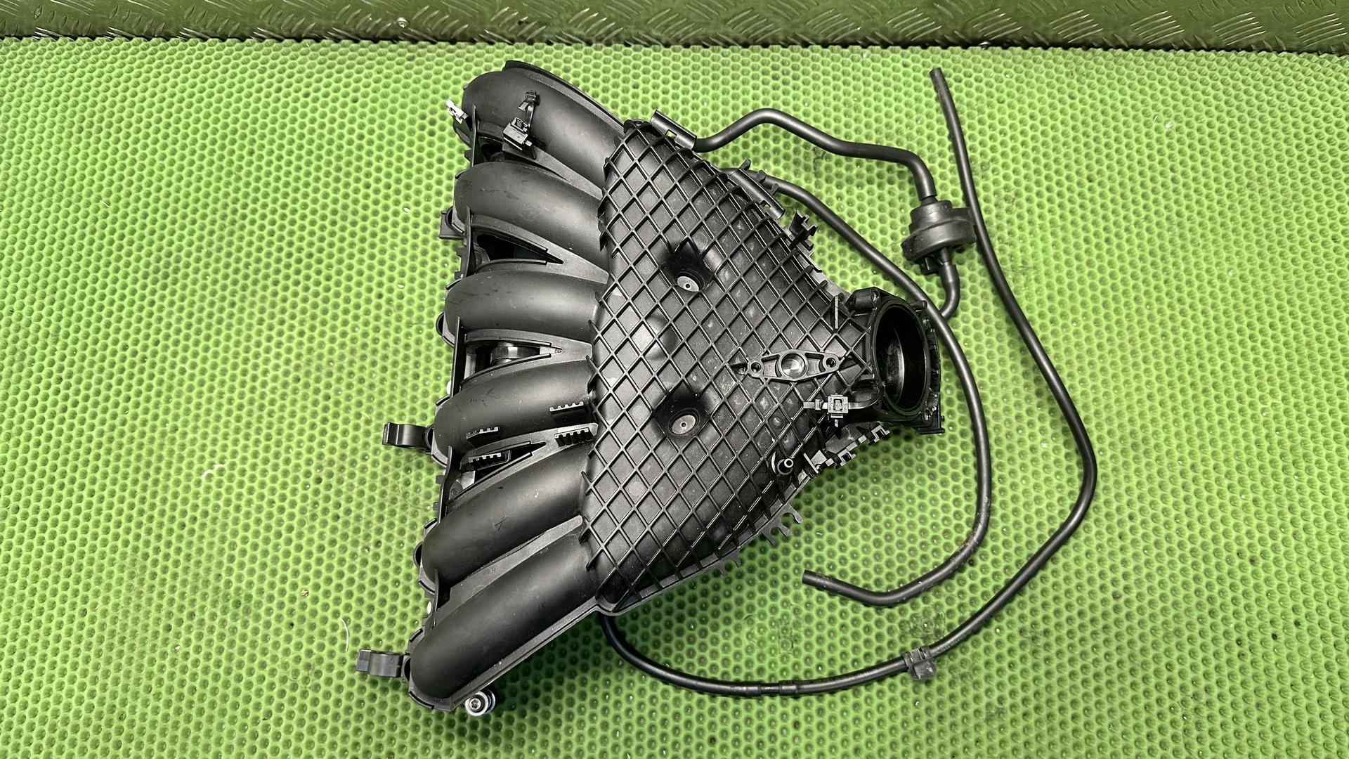 Система впуска 13717712328