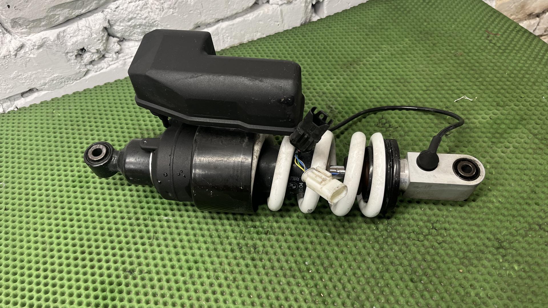 амортизационная стойка Зд 33537716583