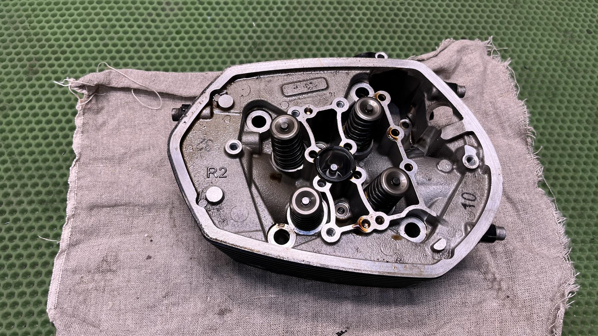 Головка блока цилиндров П Schwarz 11127723594