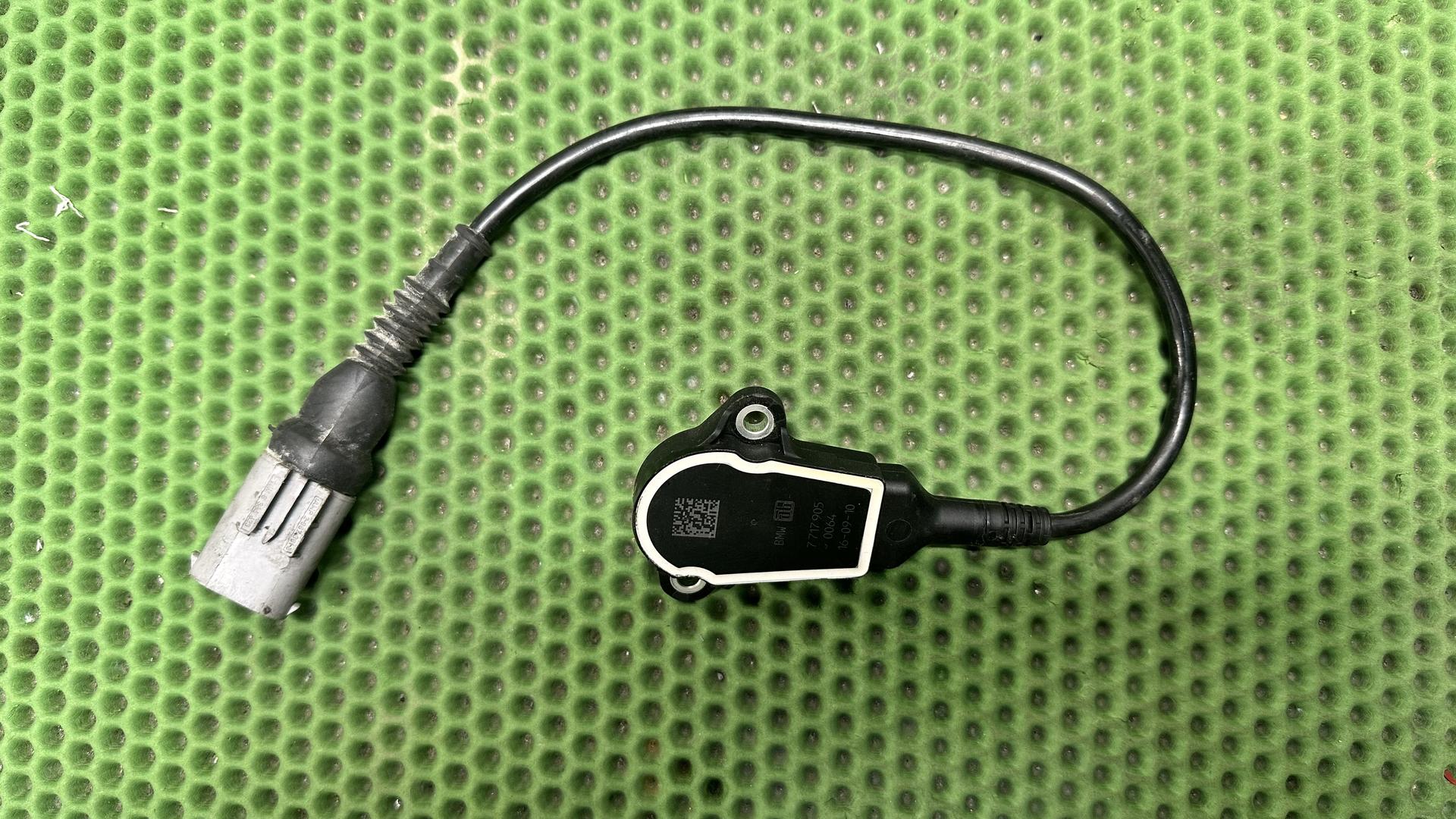 Датчик дроссельной заслонки 13547717905