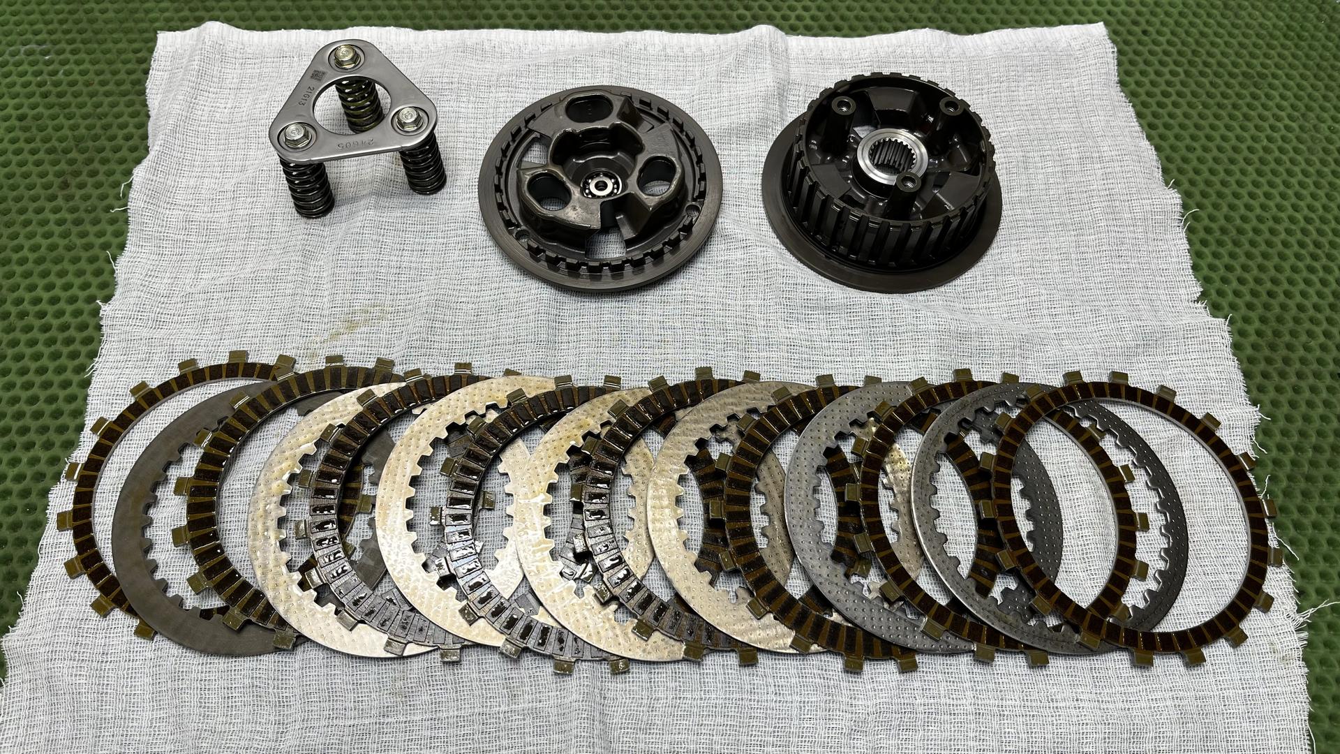 Пакет дисков сцепления 21218529450