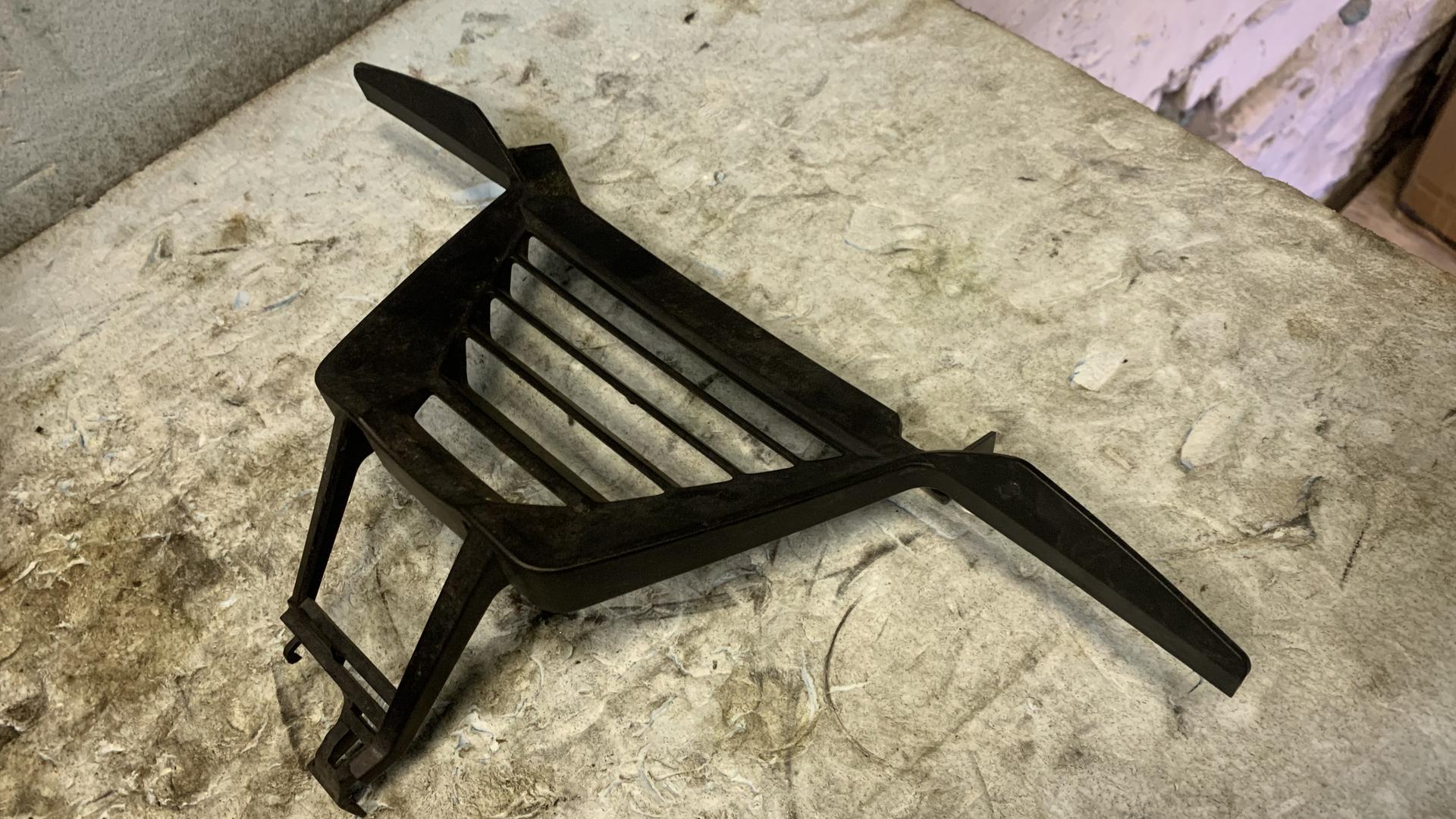 Брызговик 17118544688