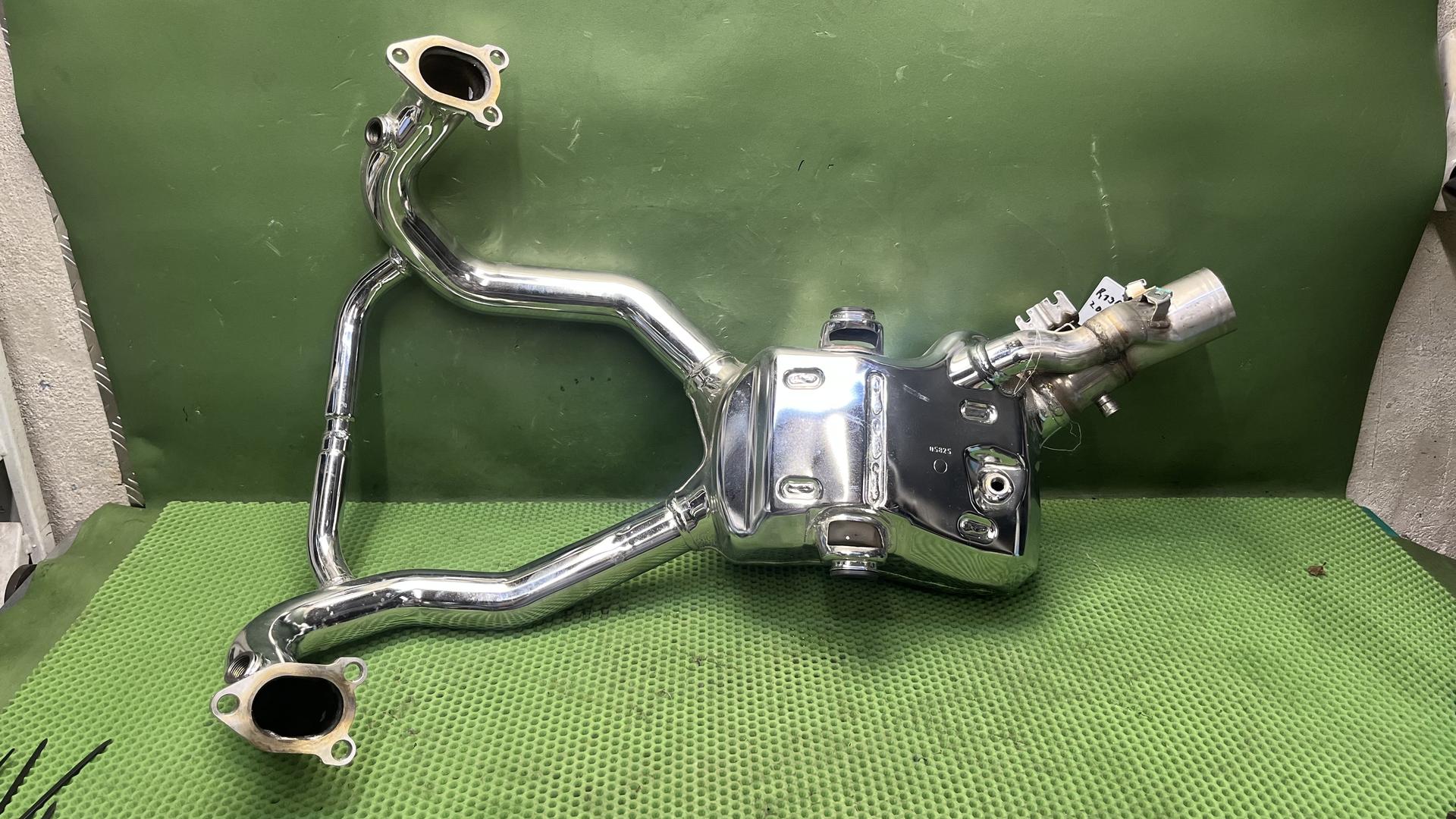 Выпускной коллектор хром. R1300GS/GSA/RT/R/RS 18511541101