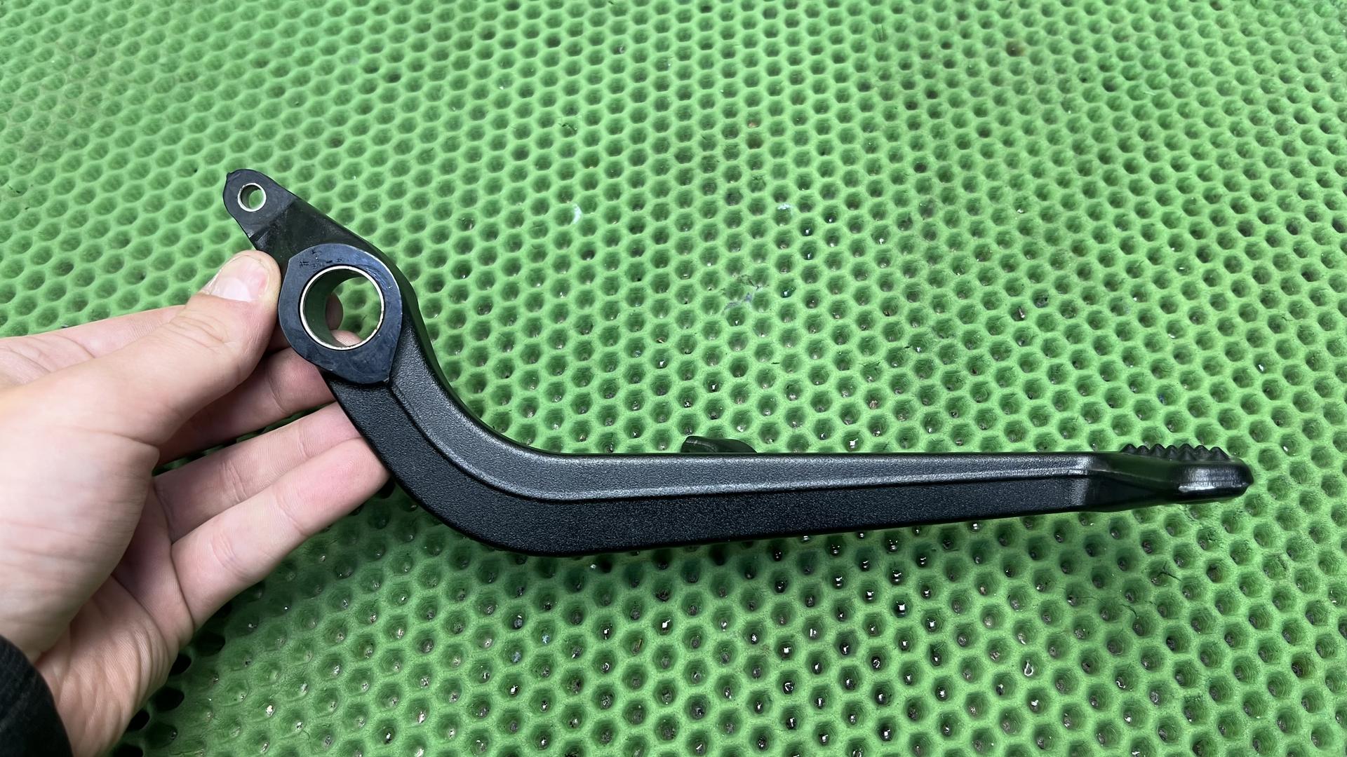Педаль тормоза R1300R/RS KA4-5 35215a73f58