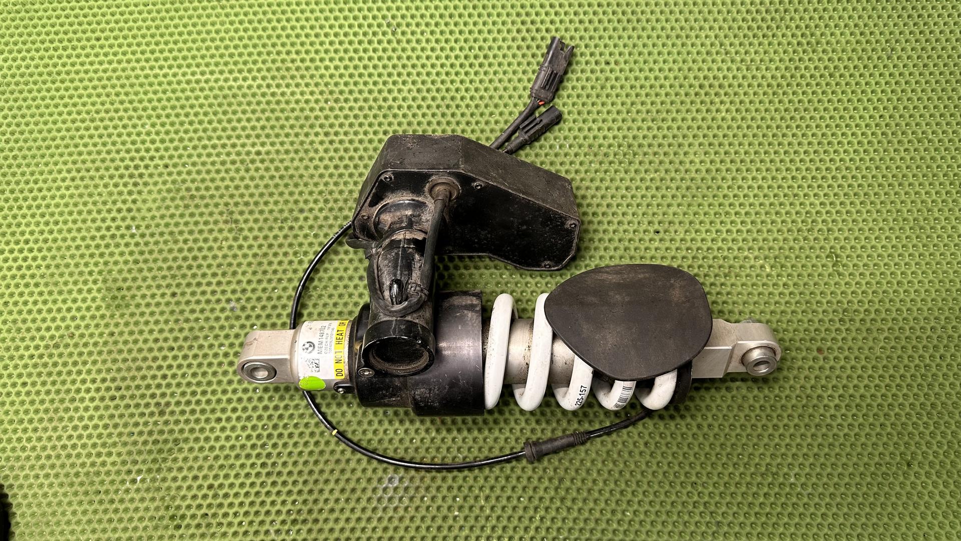 Амортизационная стойка ESA Зд 33548557149