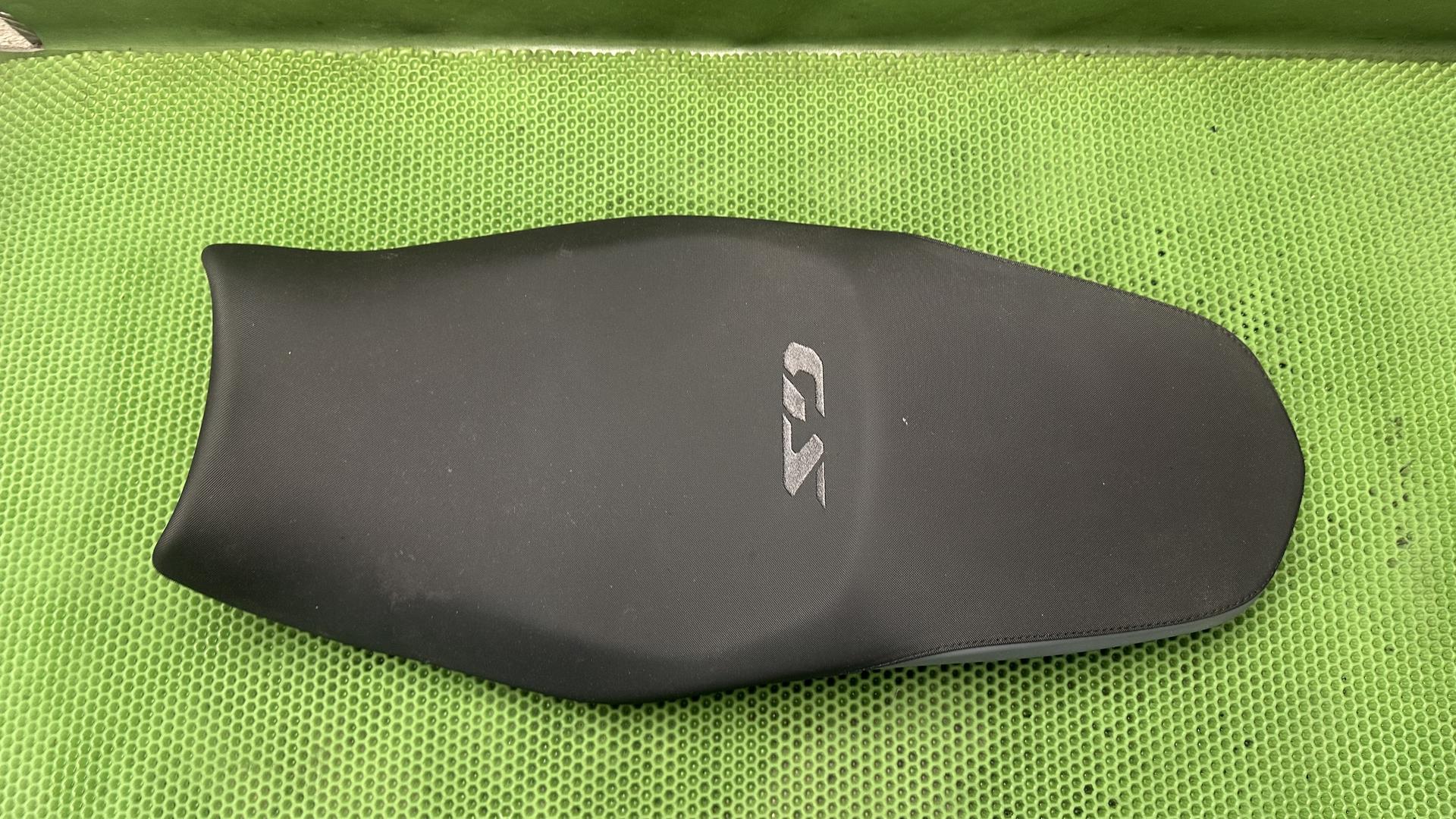 Сиденье F800GS K80 / F900GSA Adv. K82 52535a85fc8