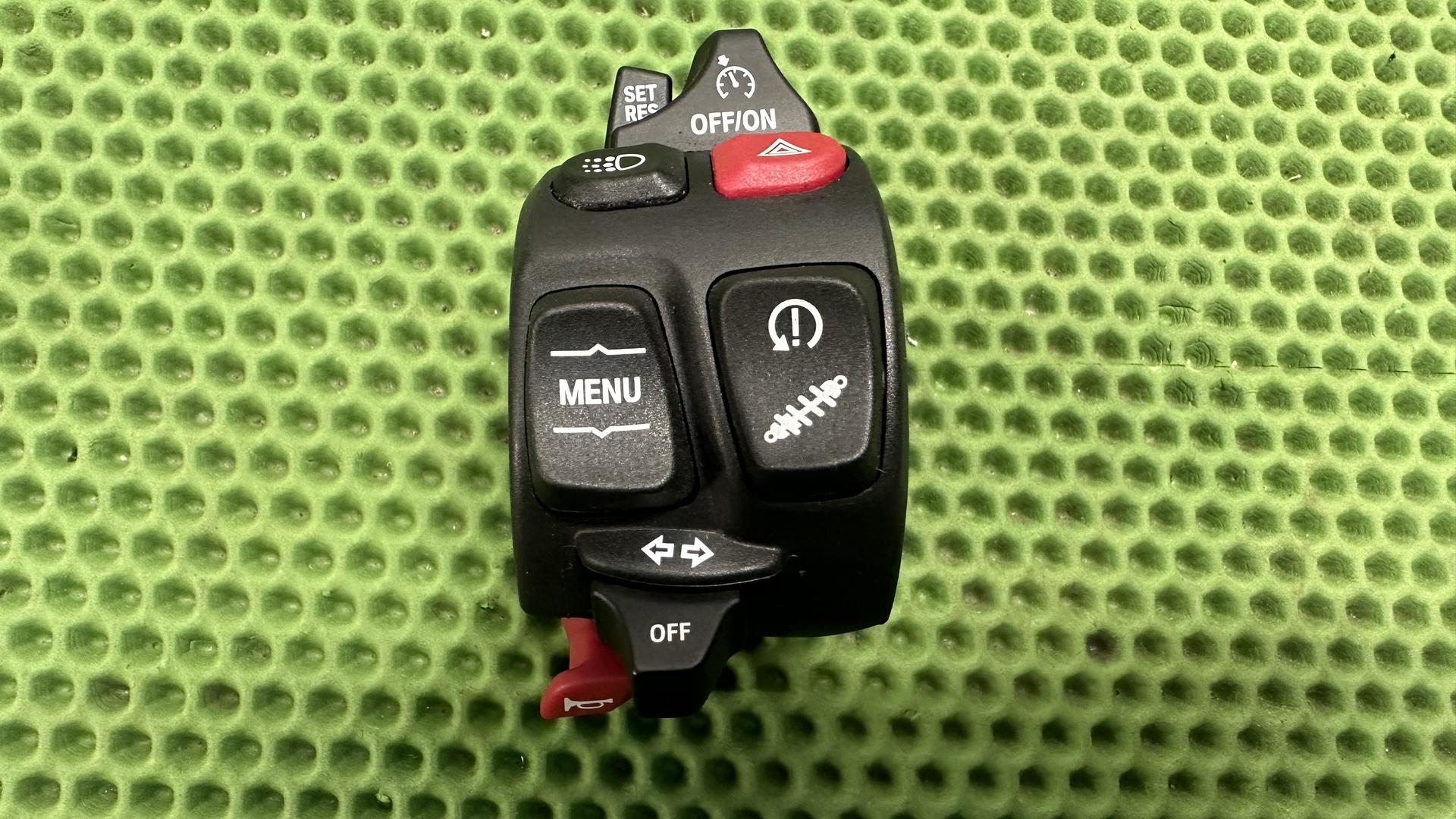 Комбинированный выключатель Л 61319480157