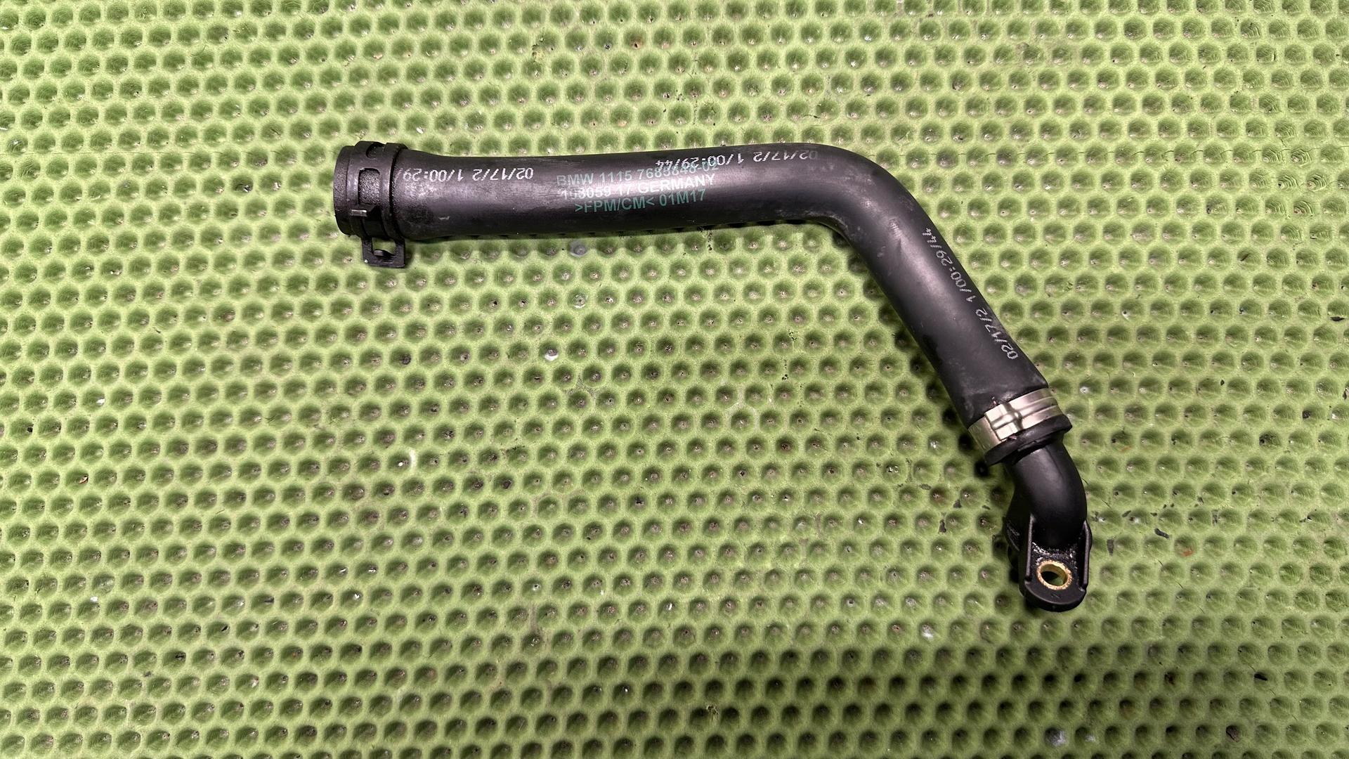 Шланг картерных газов F800R/GT 11157685848