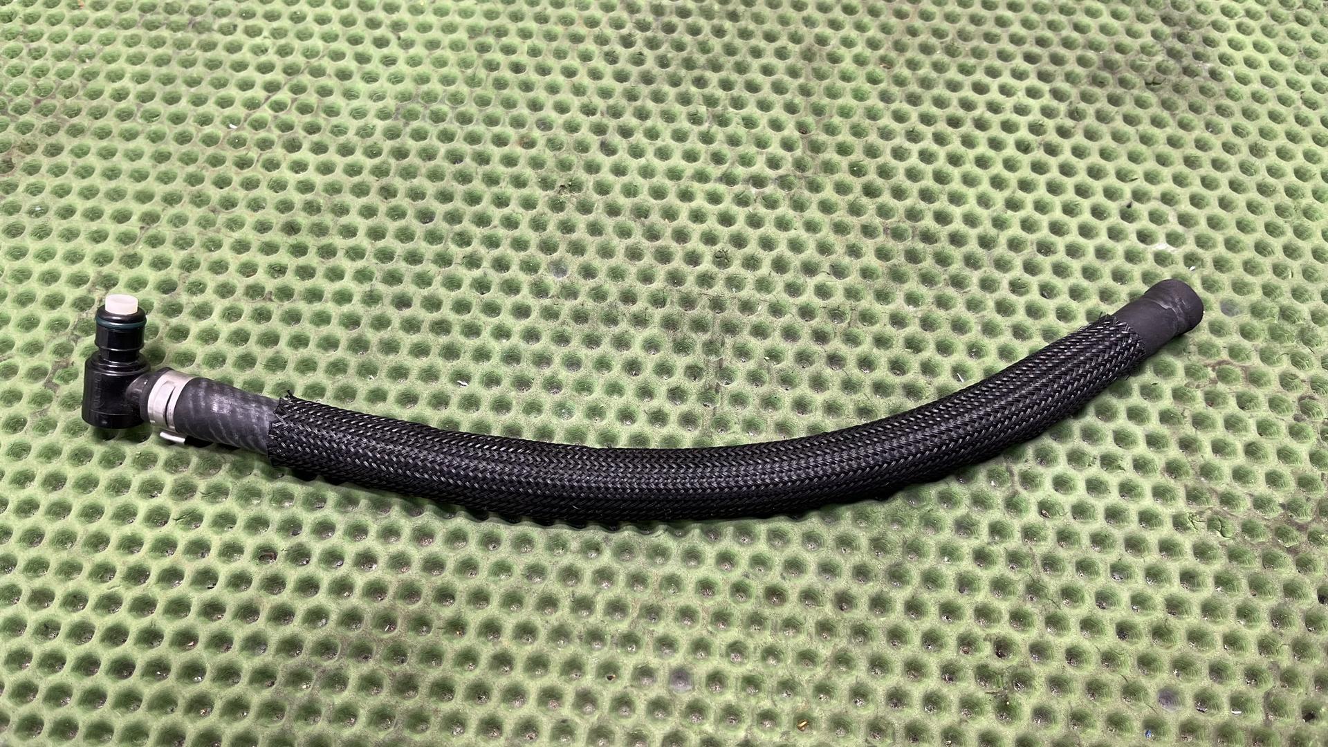 Топливный шланг k80-84 13548356844