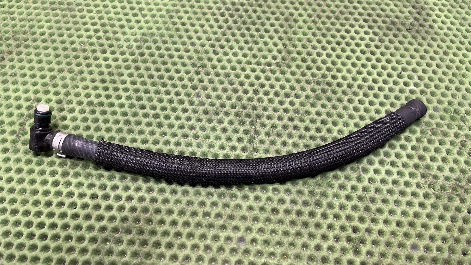 Топливный шланг k80-84 13548356844