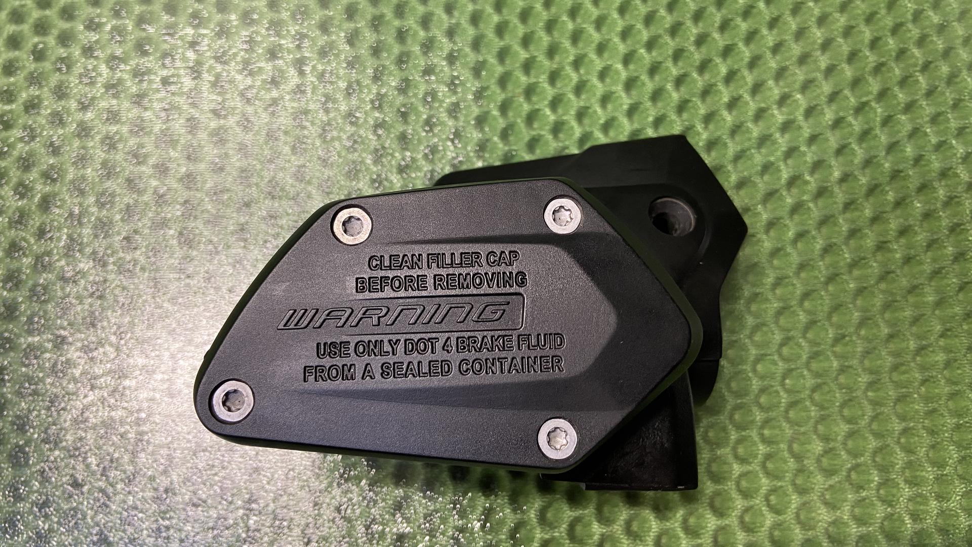 Тормозная машинка переднего тормоза 32728559604