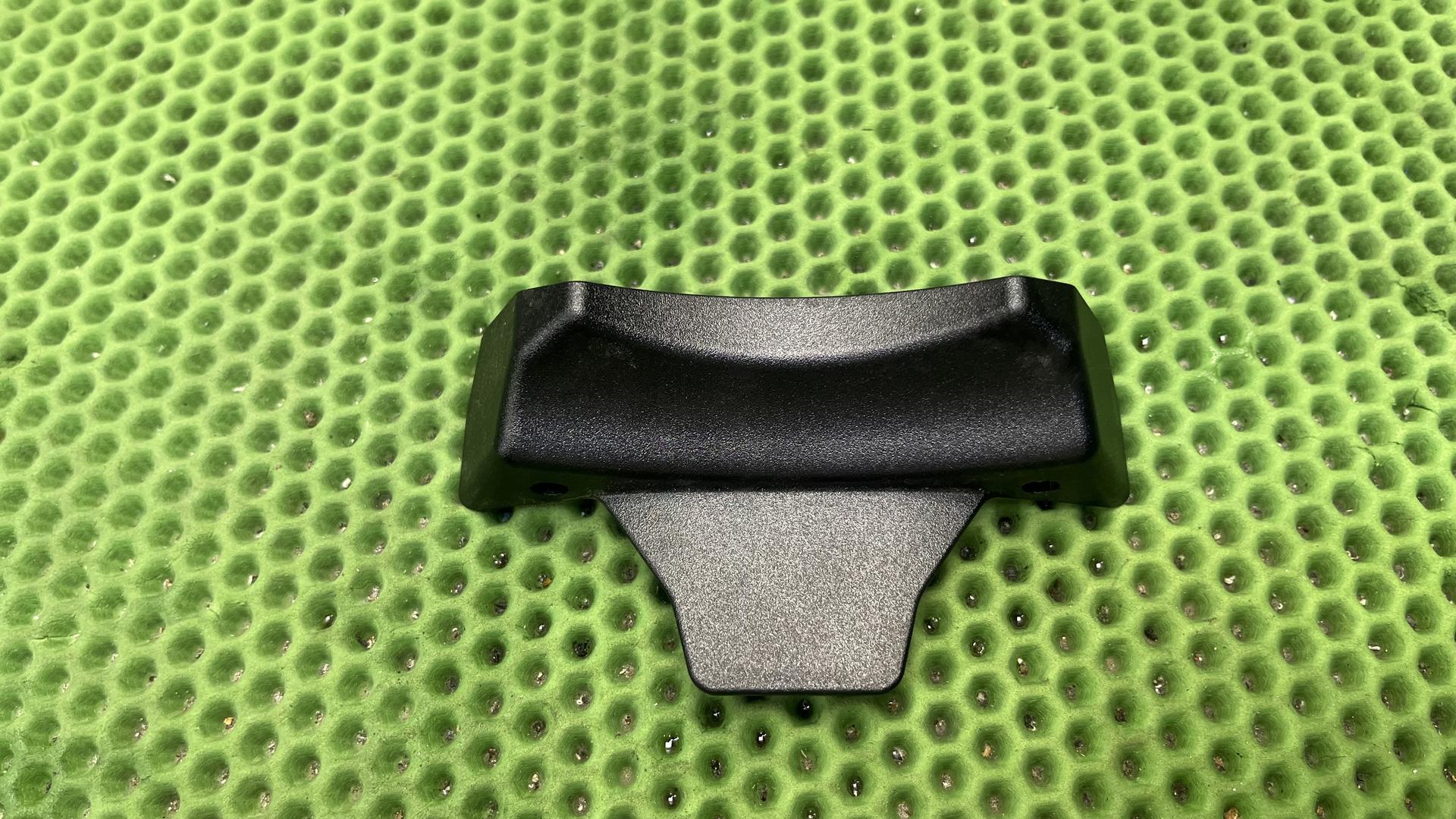 Щиток Airbox R1300R/RS KA4-5 46635b3a6b3