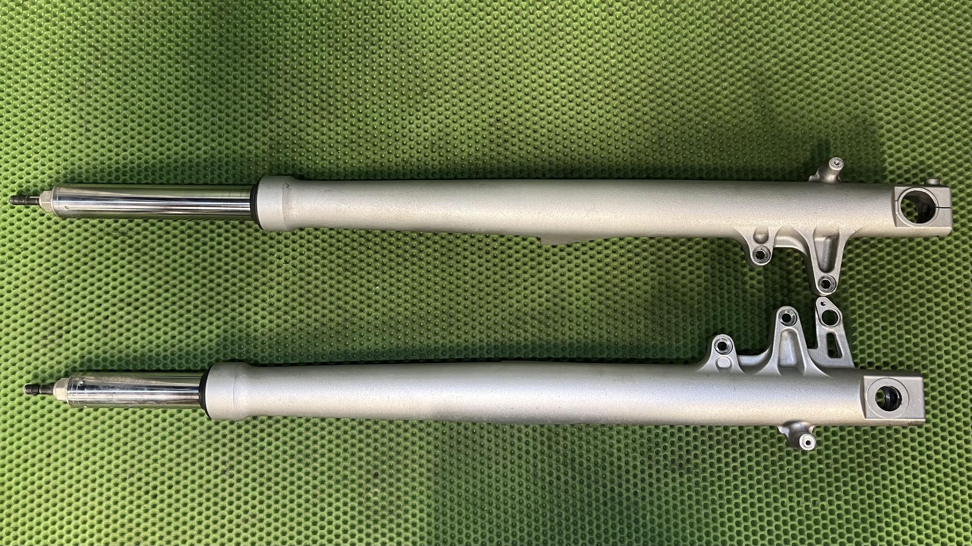 Вилка в сборе R1200RT R1200R 