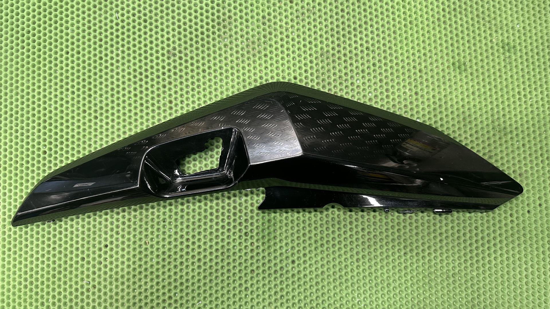 Задняя боковая часть Л 46638526341