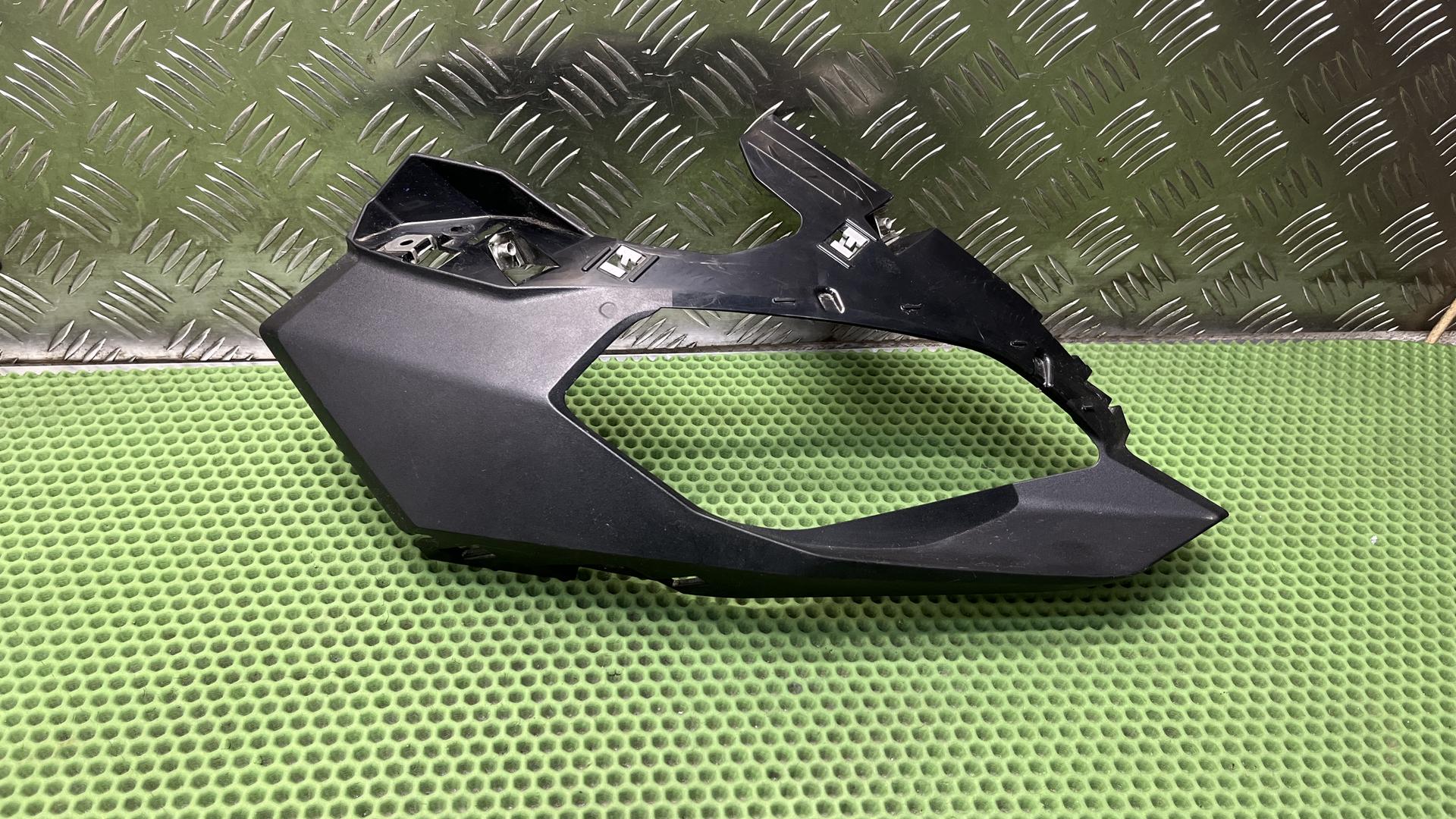 Передняя обшивка справа 46639480190