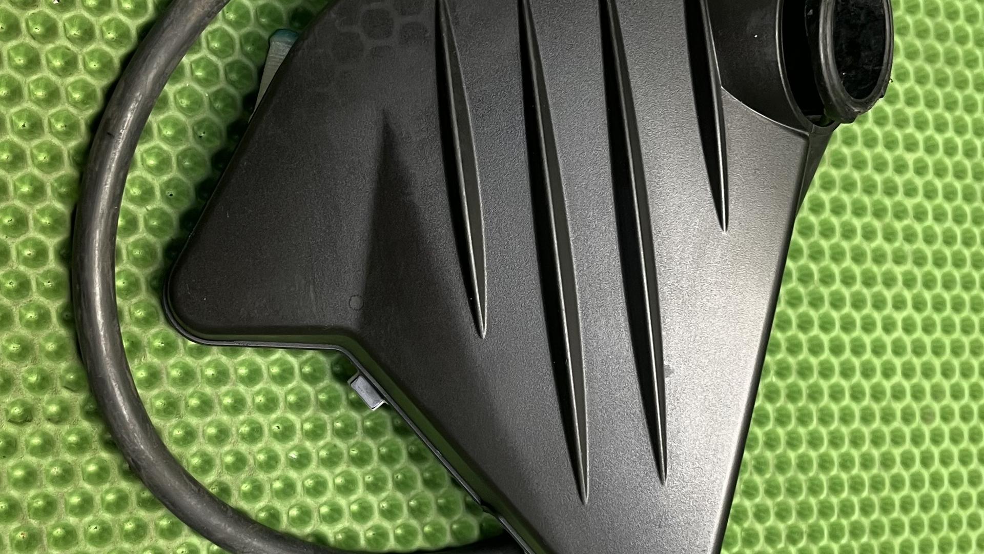 Расширительный бачок 17117698915