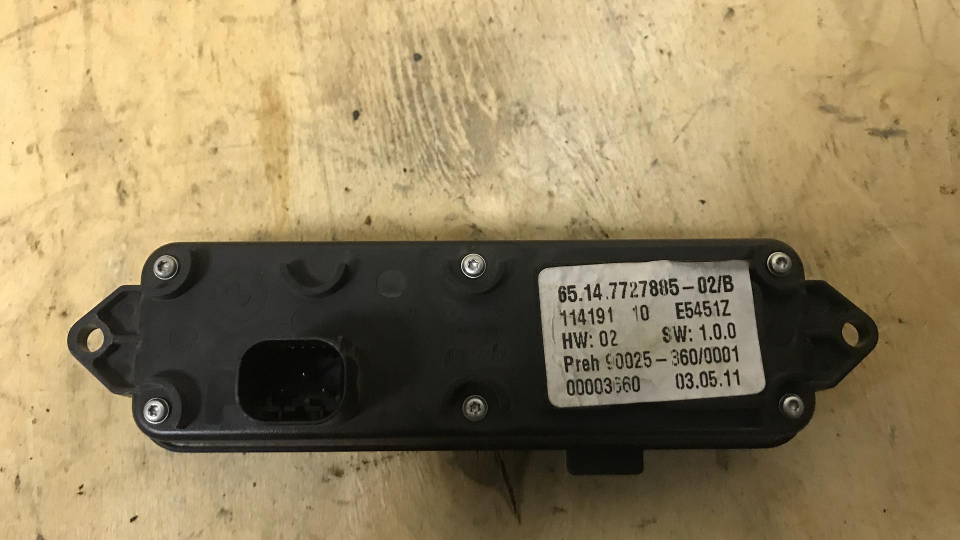 Панель управления аудиосистемой 65147727885