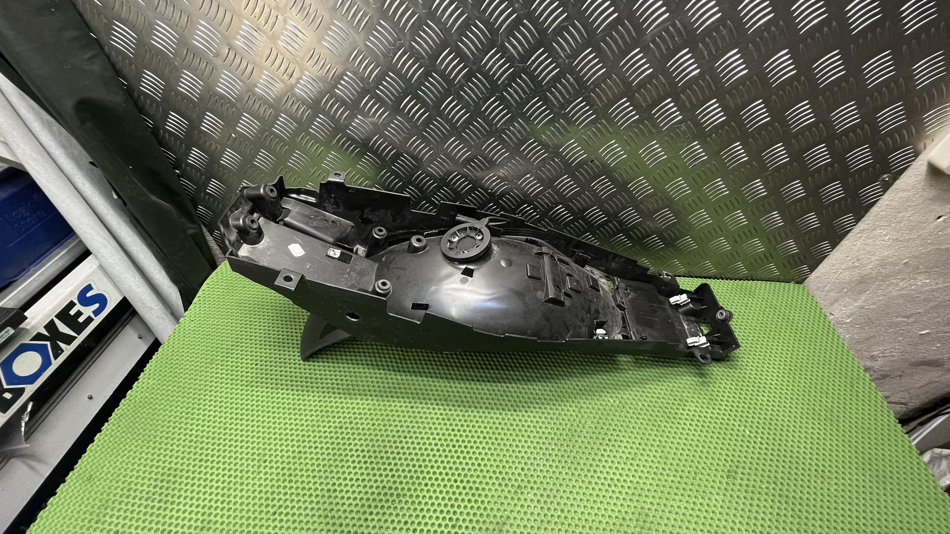 Кожух заднего колеса 46621542262