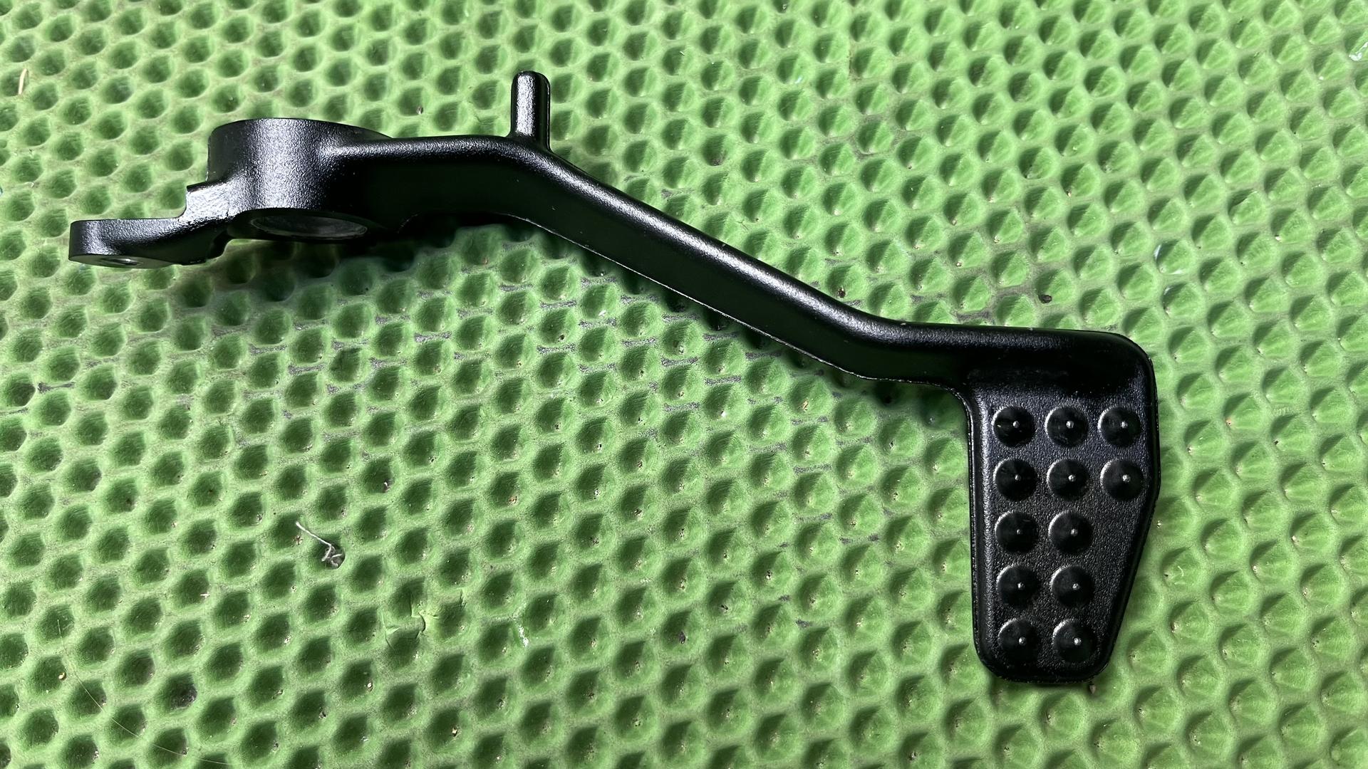 Педаль тормоза R 1300 GS 35217923119