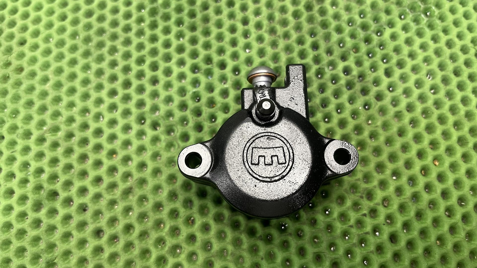 Исполнительный цилиндр привода сцепления R1300GS/GSA/RT/R/RS KA1-5 32727105744