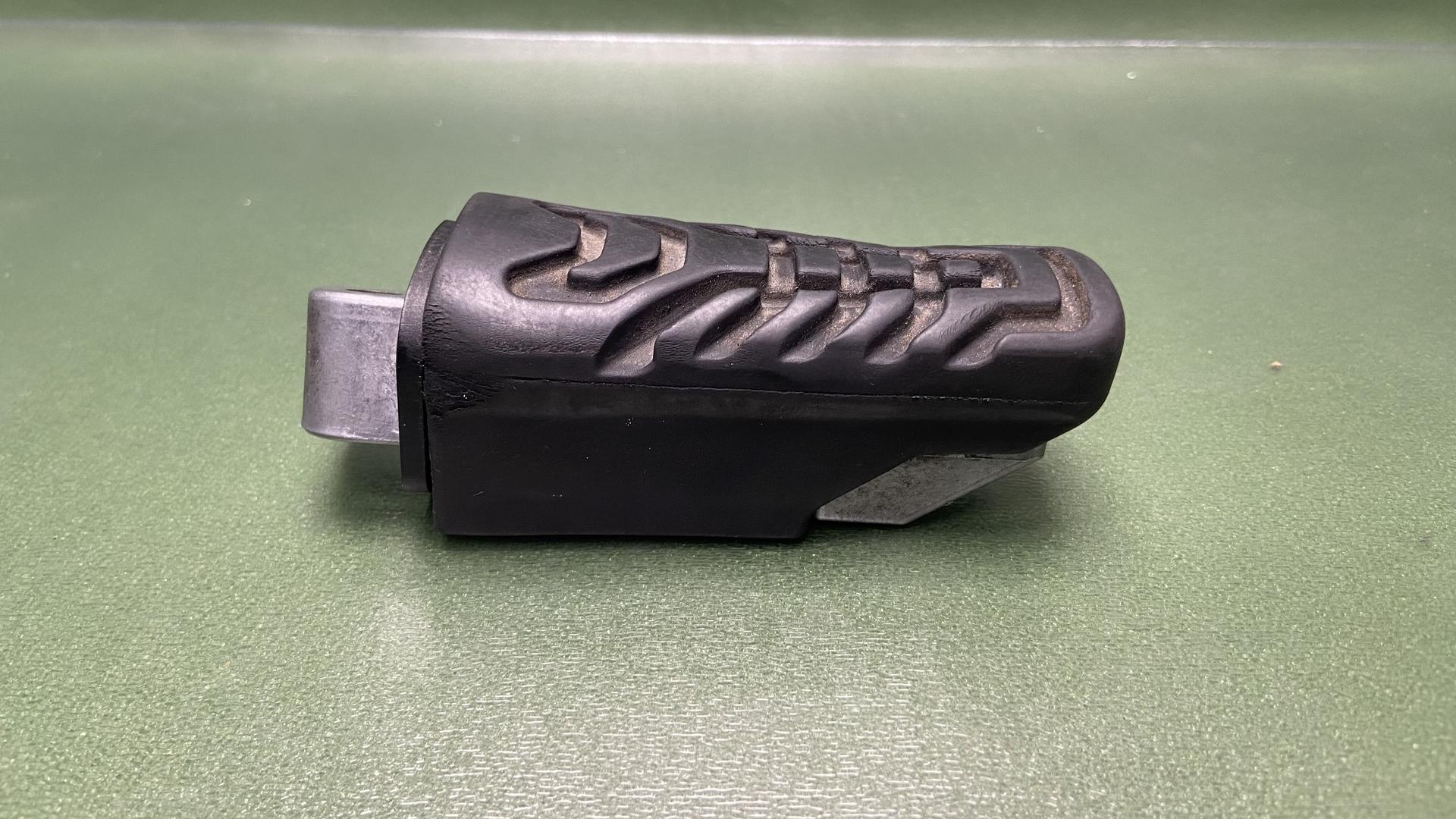 Упор для ног П Зд 46712310404