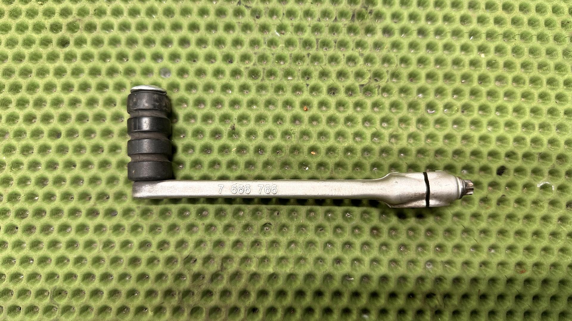 Педаль переключения передач 23417670378