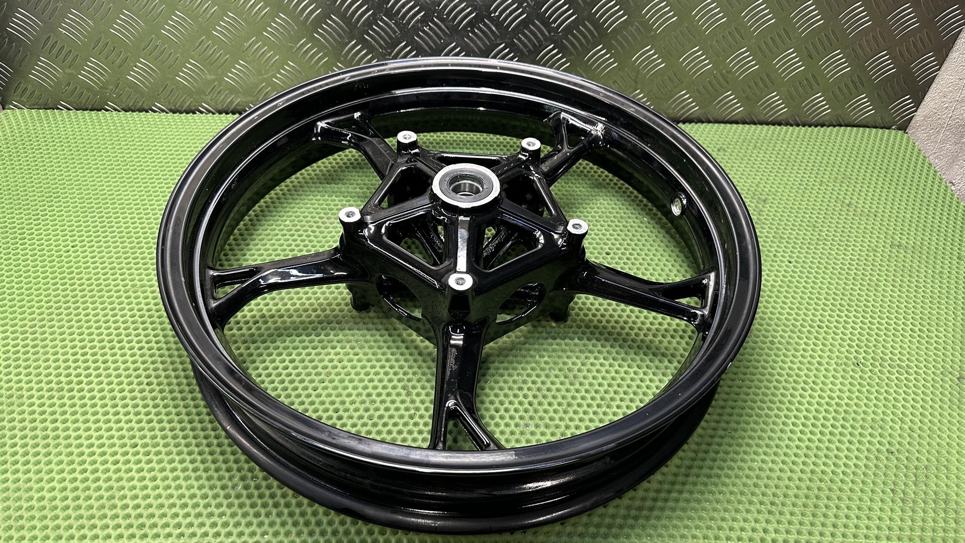 Литой диск передний черный (3.0X19) 36315a65aa5