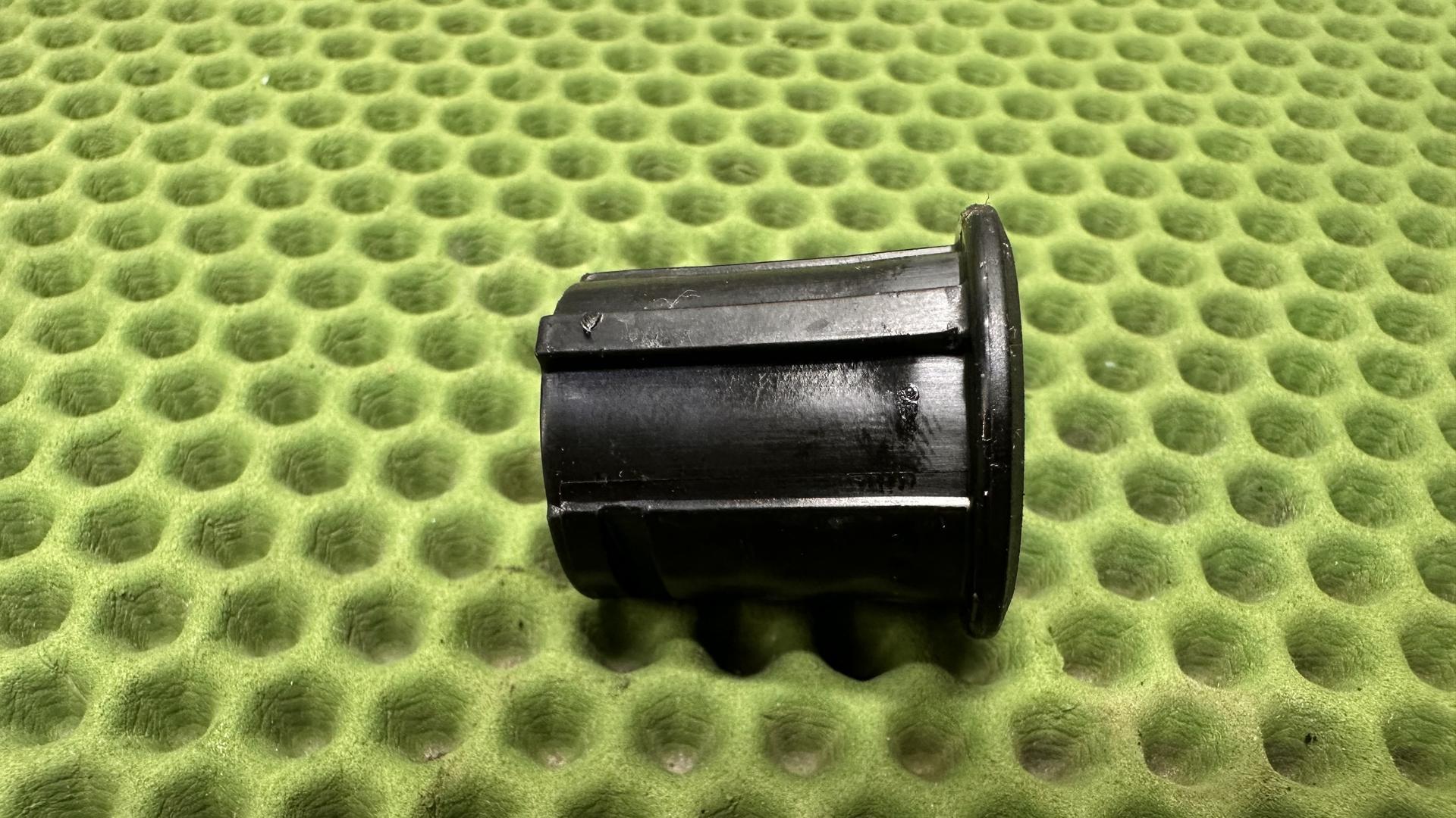 Крепление цилиндра личинки замка R1300GS/R/RS KA1/4/5 51259830239