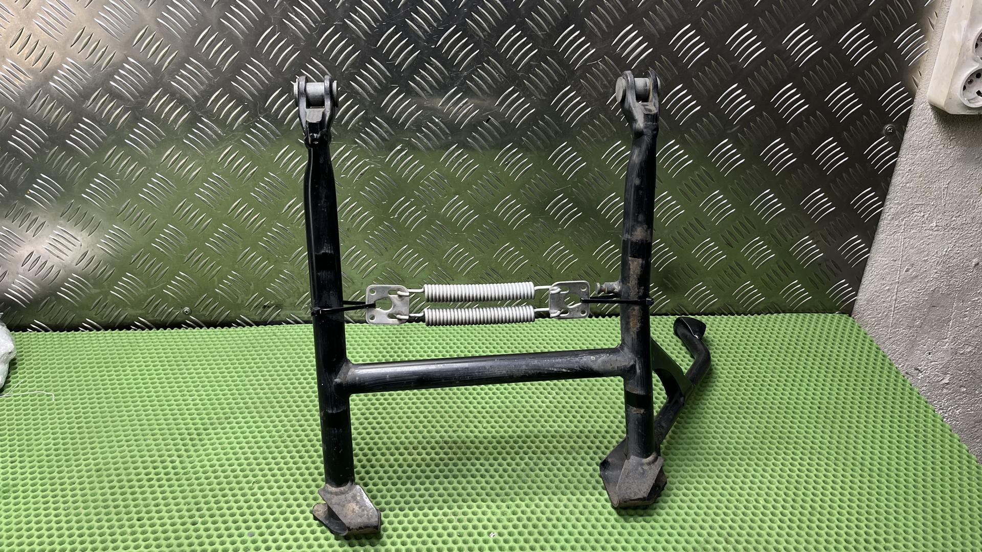 Центральная подставка 46528526524