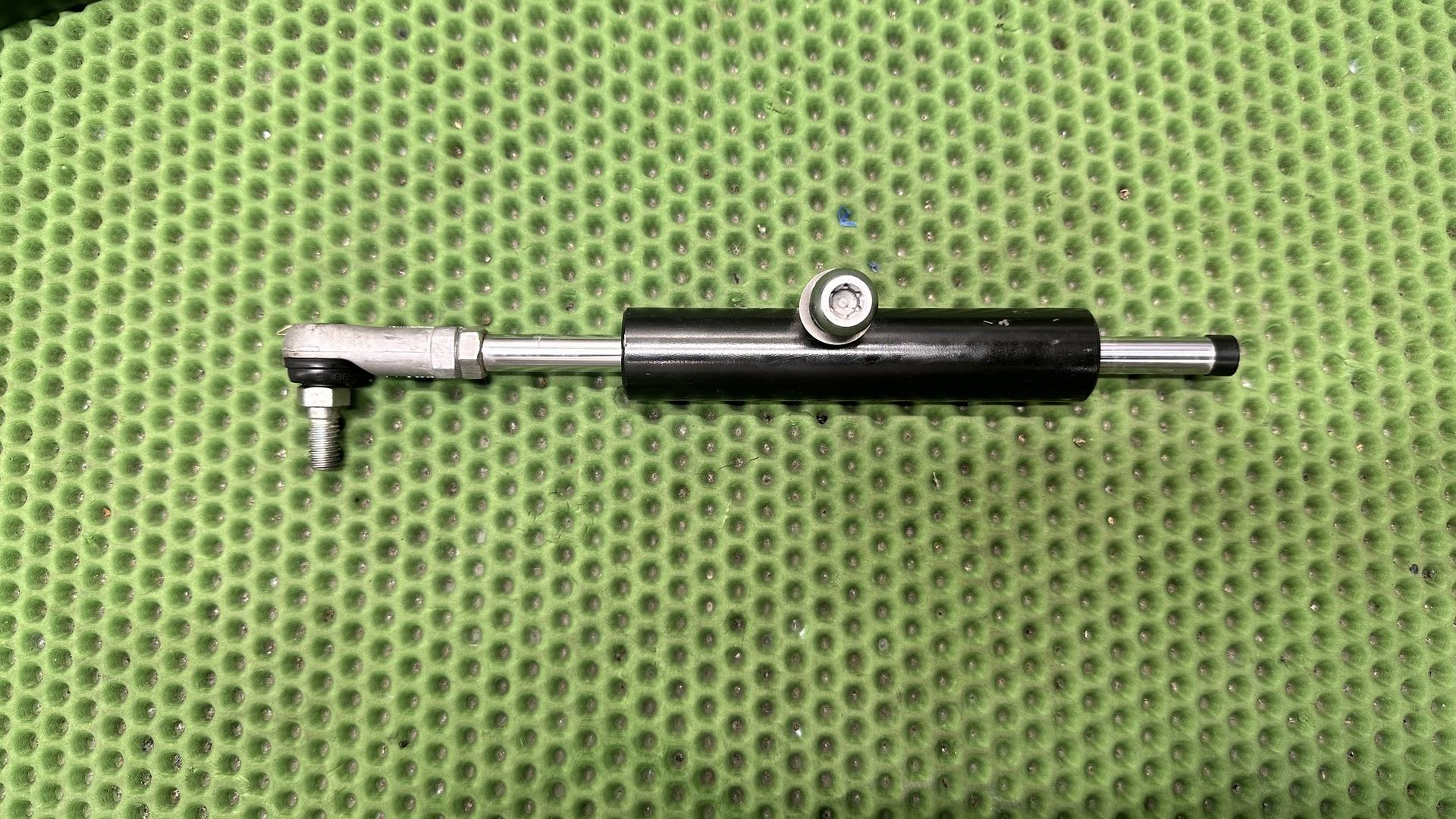 Амортизатор рулевого управления 31447724072