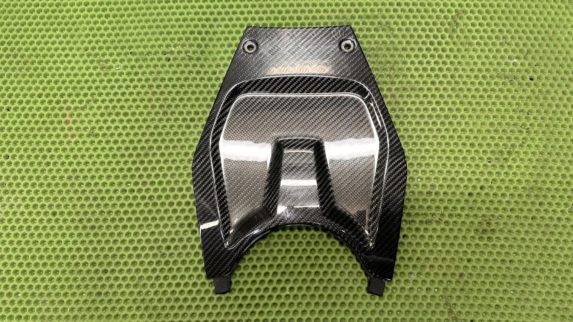 Кожух глушителя шума всас. HP, карбон 71607708497