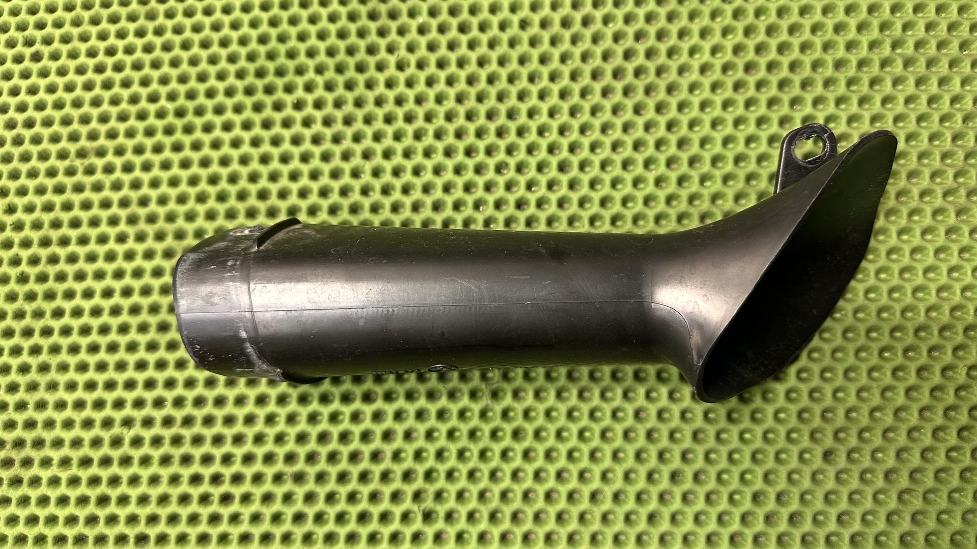 Всасывающий патрубок П 13717726802