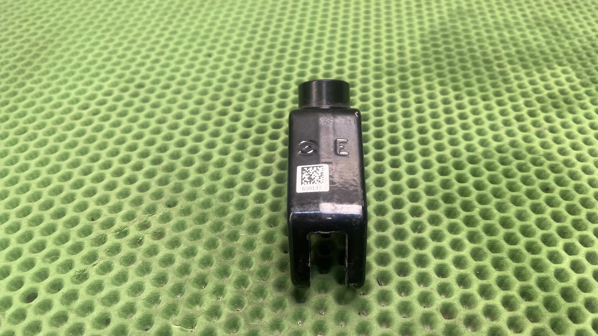Планка упора для ног Л Зд (black) 46719467717