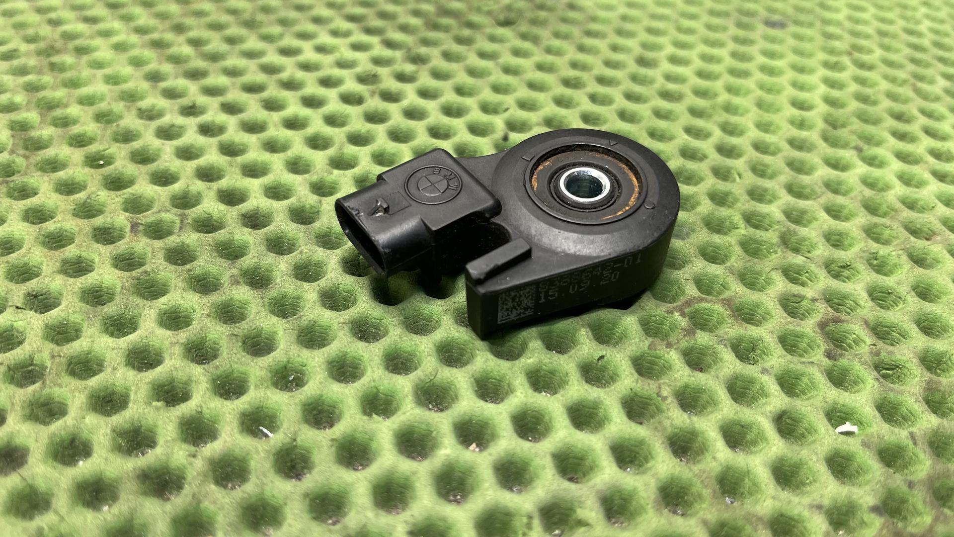 Переключатель боковая опора 61318388642