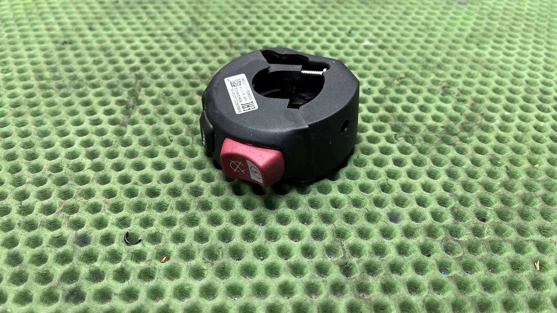 Комбинированный выключатель П 61318394246