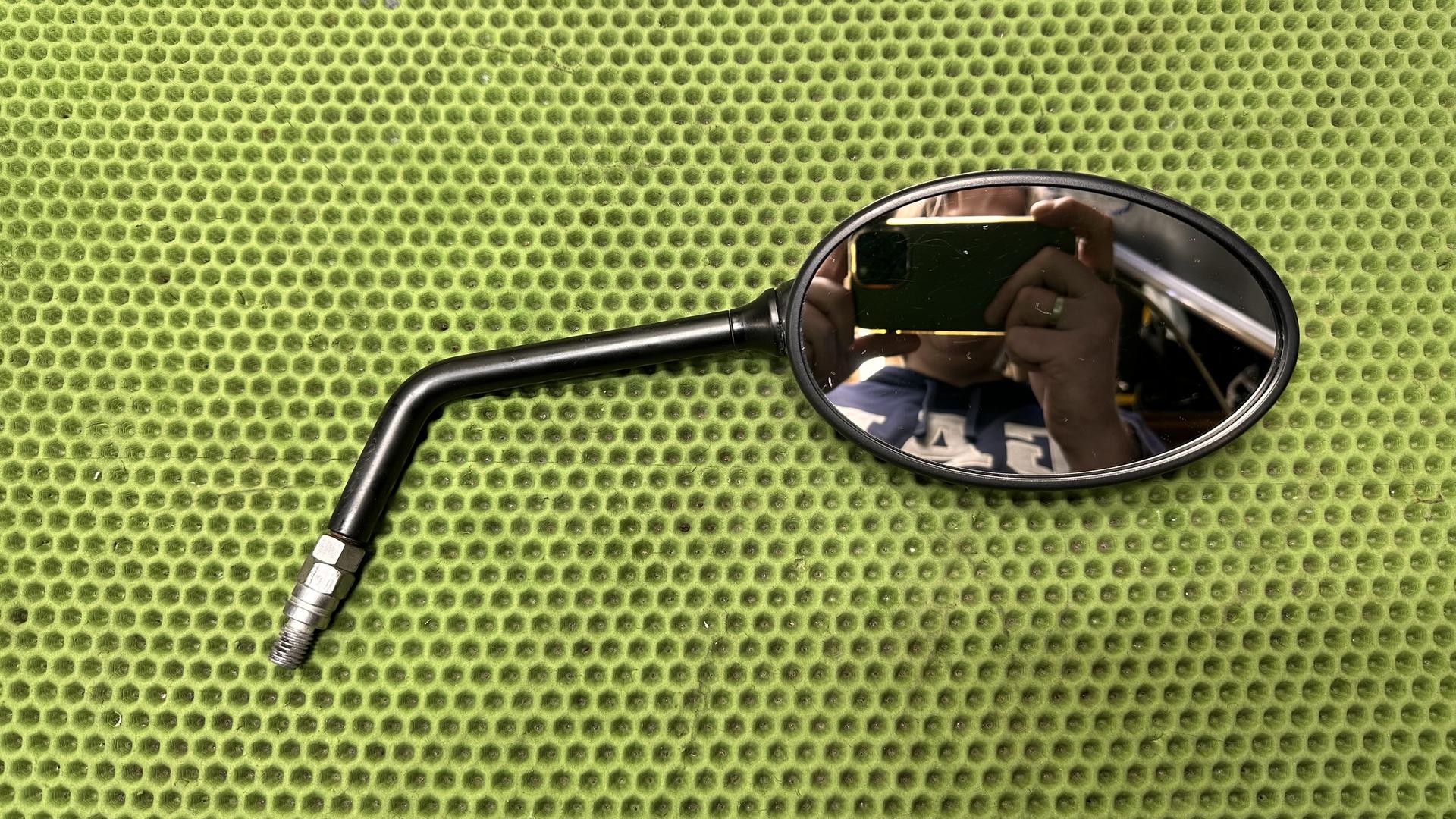 Зеркало K1200/1300R, R1200R рест. (11-13) 51167685505