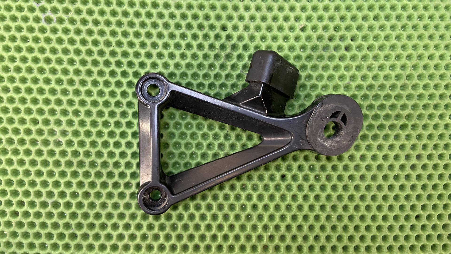 Распорка Л 46717717503