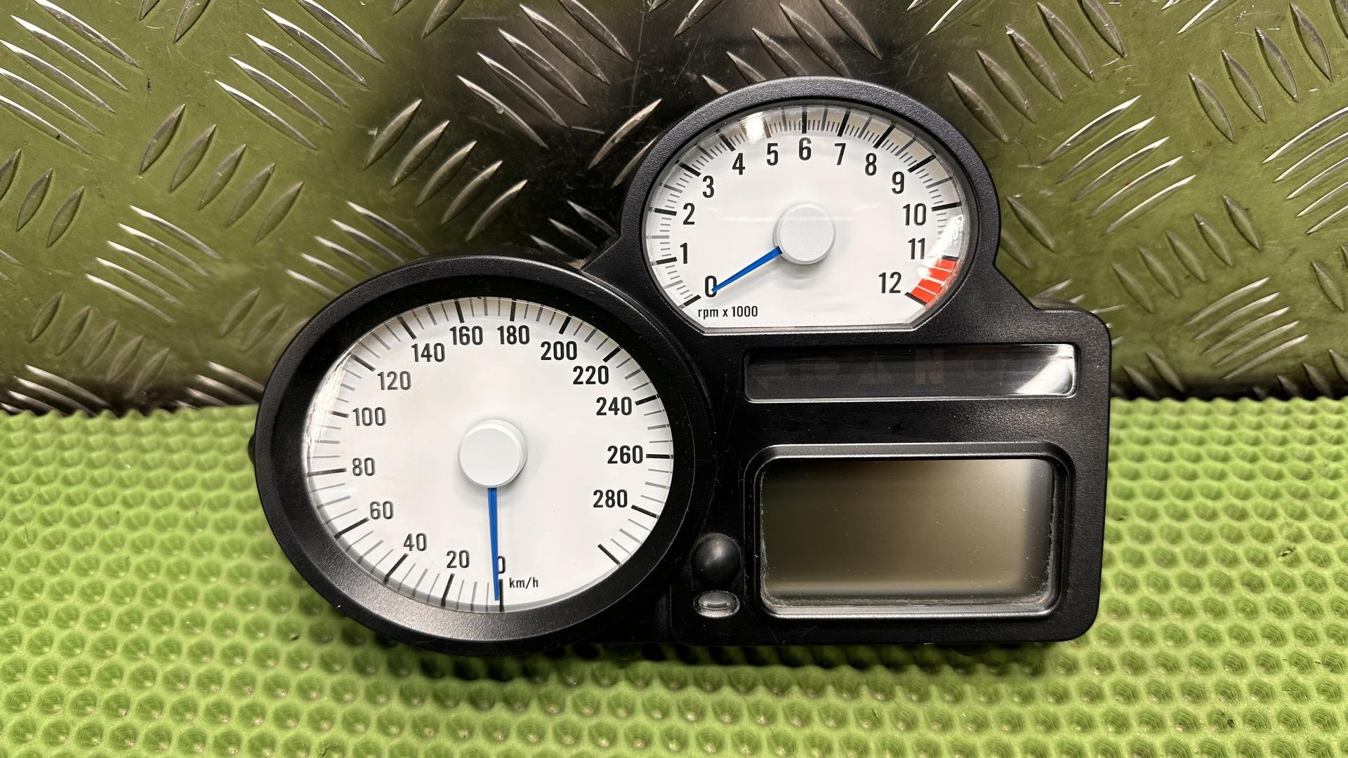 комбинация приборов 62117725815