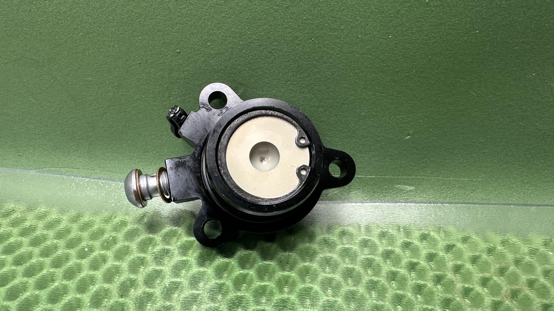 Исполнительный цилиндр привода сцепления 21528565250