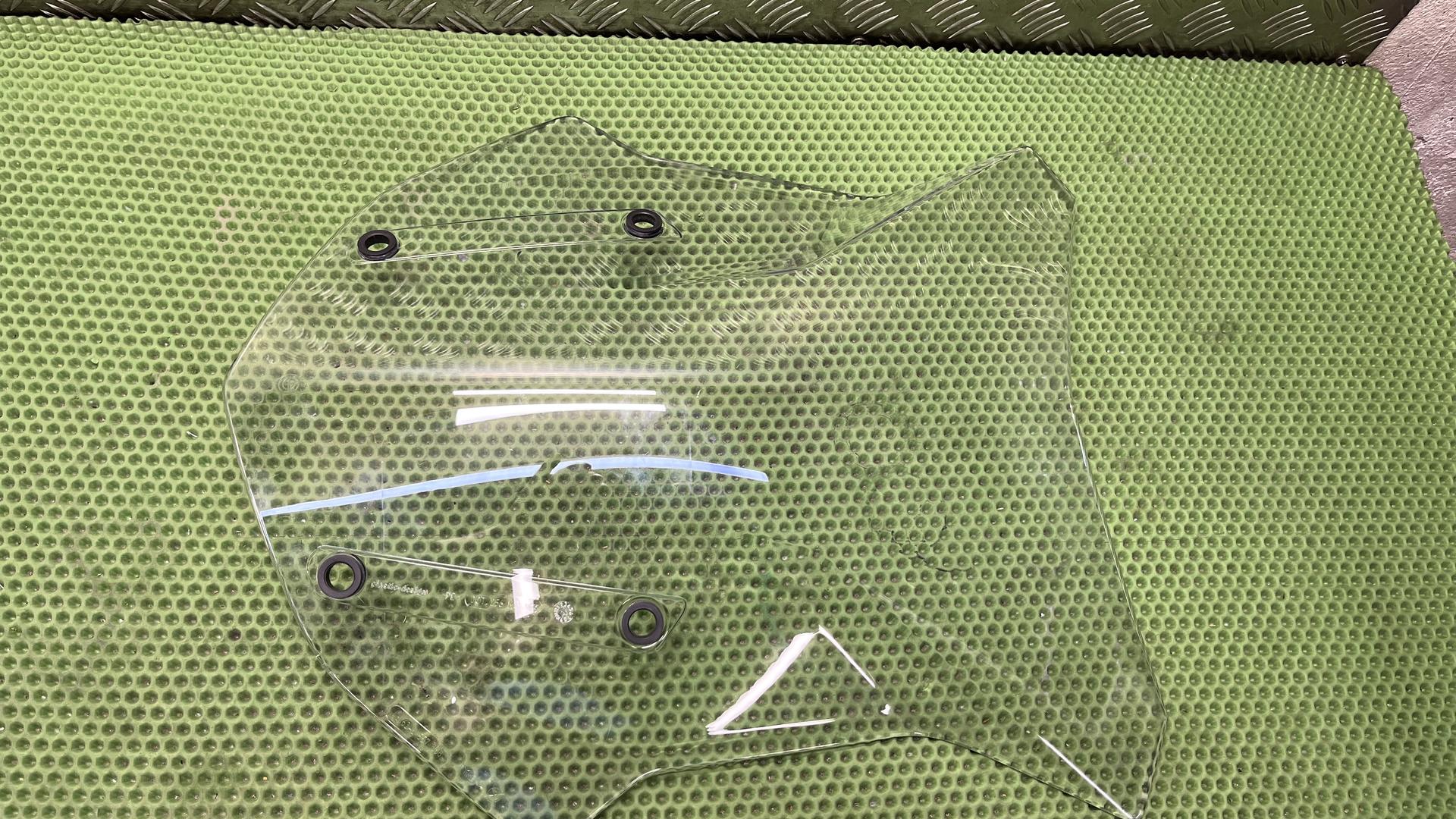 Ветрозащитный щиток высокий 46638557868