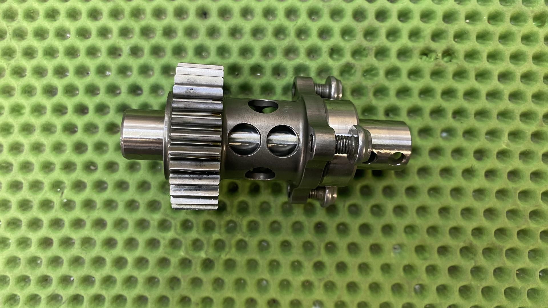 Промежуточный вал П 11318394102