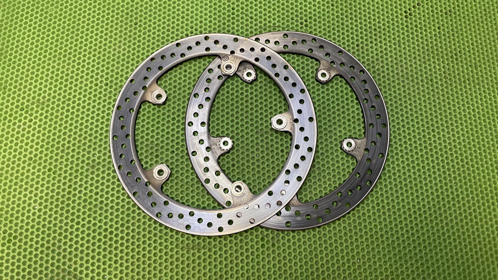 Тормозной диск с заклепками 34117711429