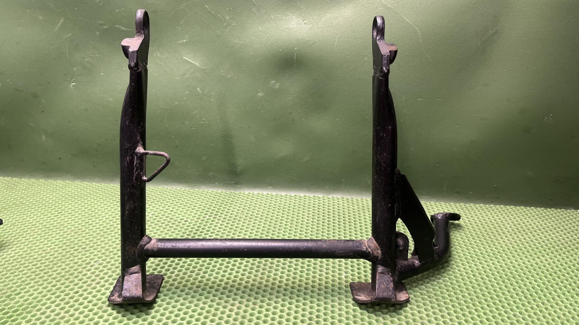 Центральная подставка 46527712096